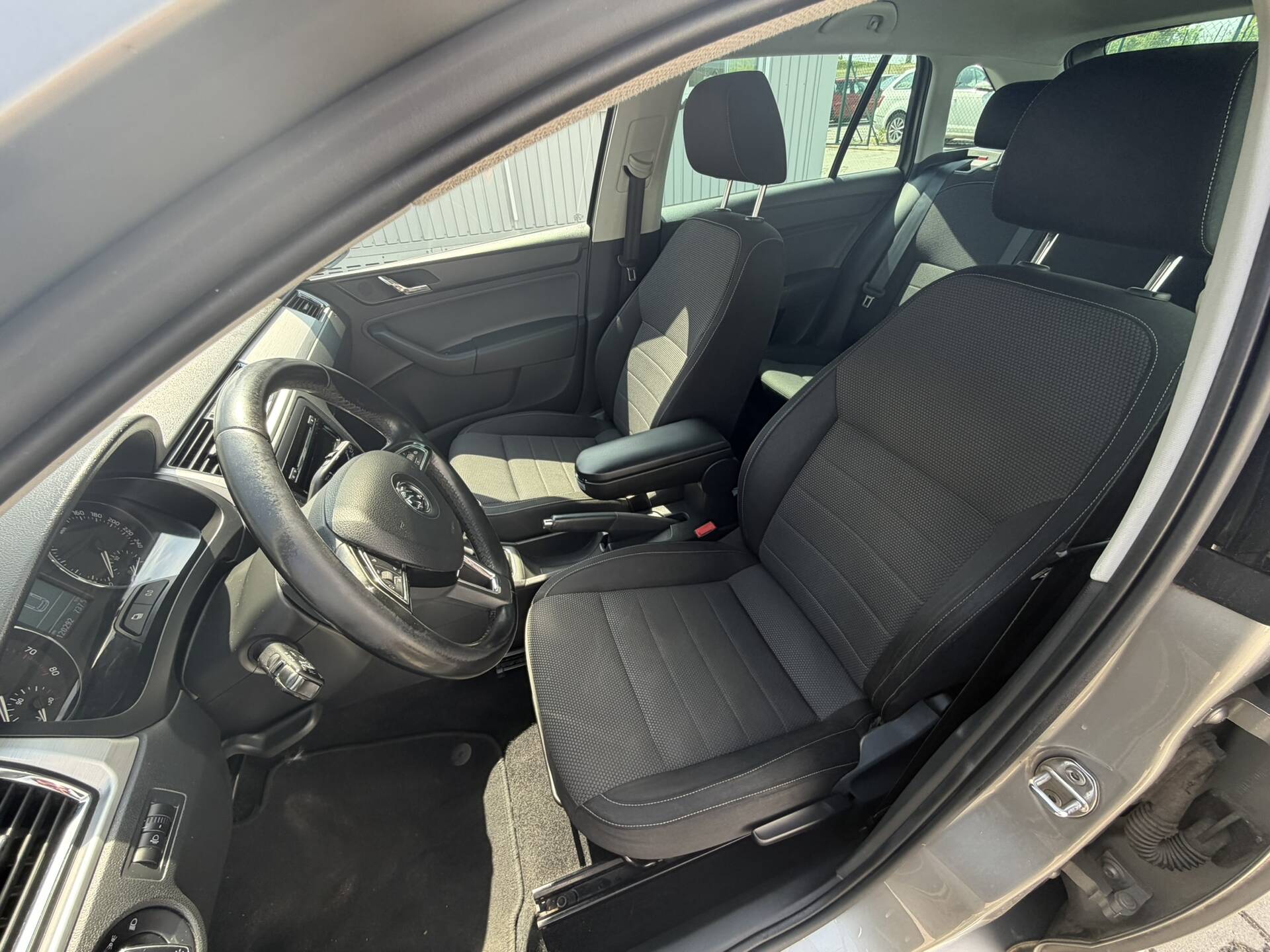 product-gallery-image