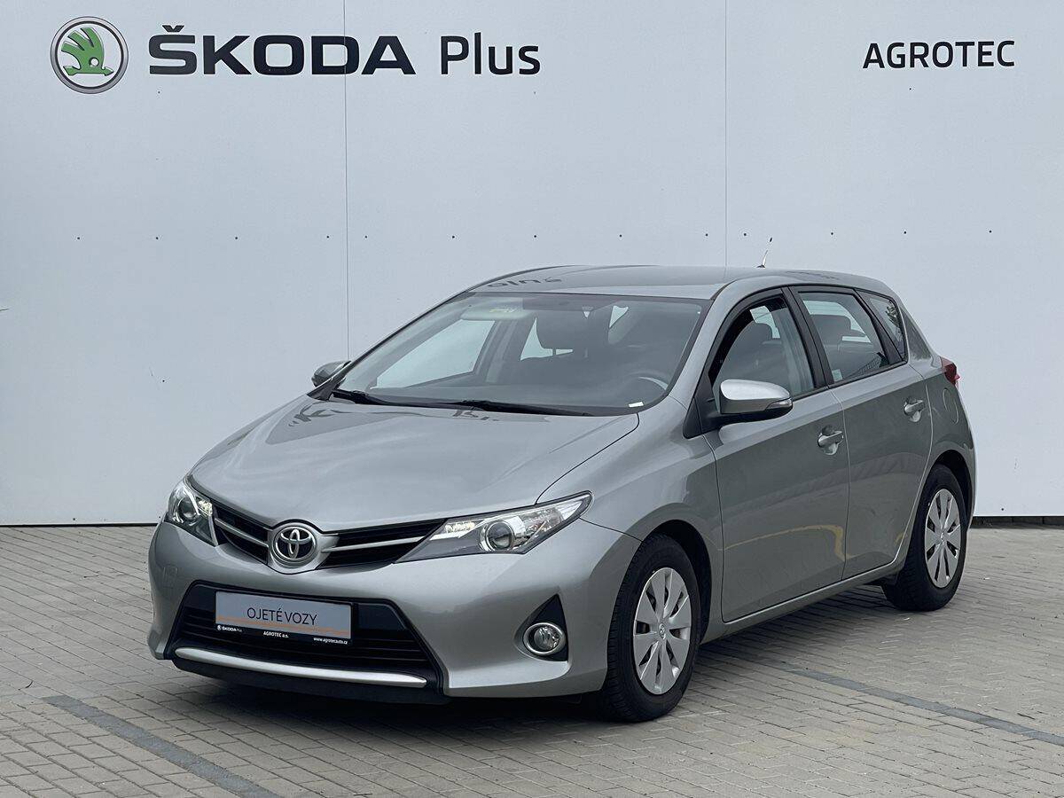 Toyota Auris 1.33 Dual VVT-i 73kW Trend
