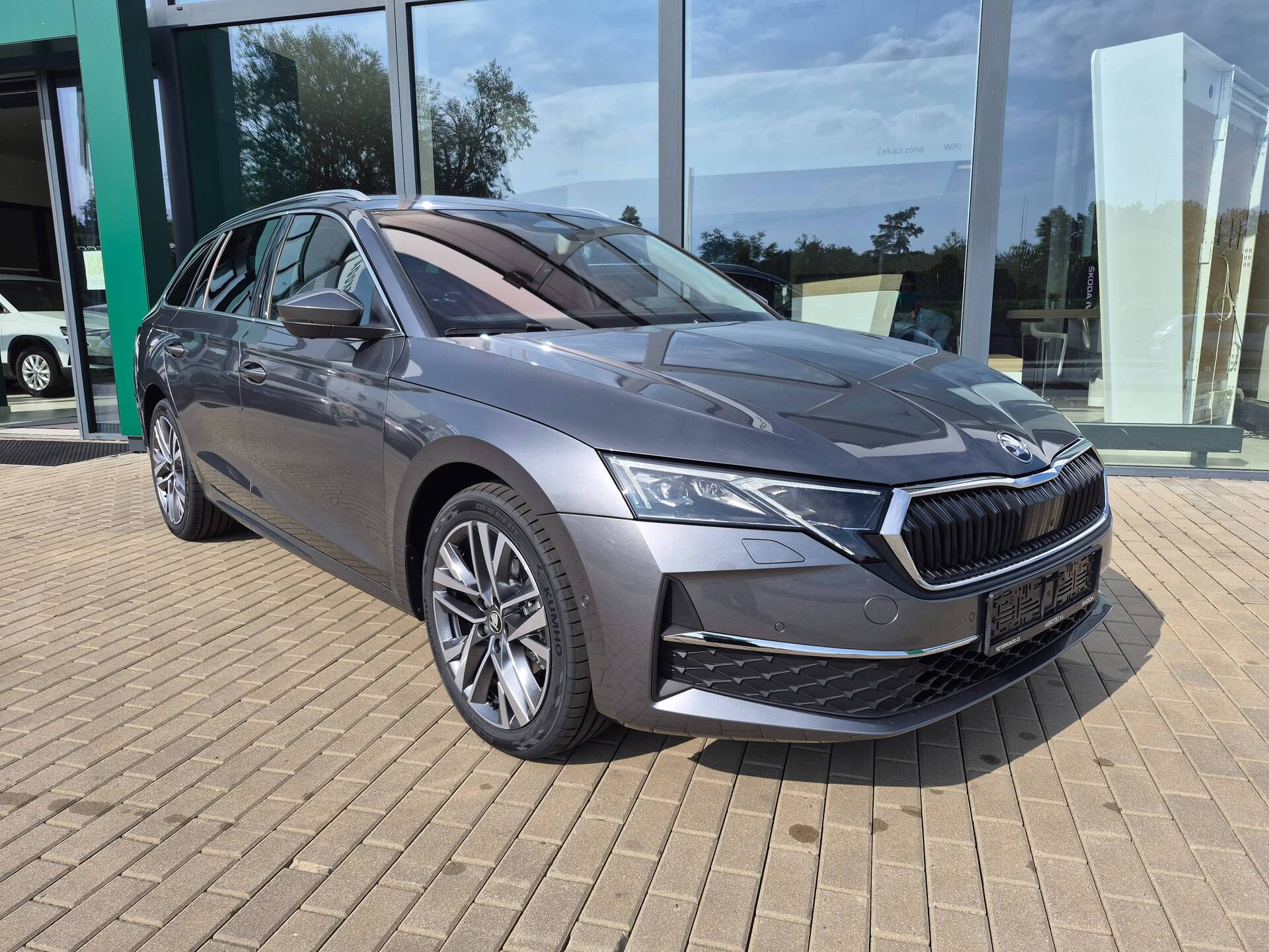 Skoda Octavia Combi 2.0 TDI 110 kW Exclusive Selection