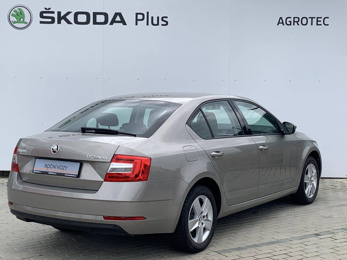 Škoda Octavia 1,6 TDI / 85 kW Ambition Plus