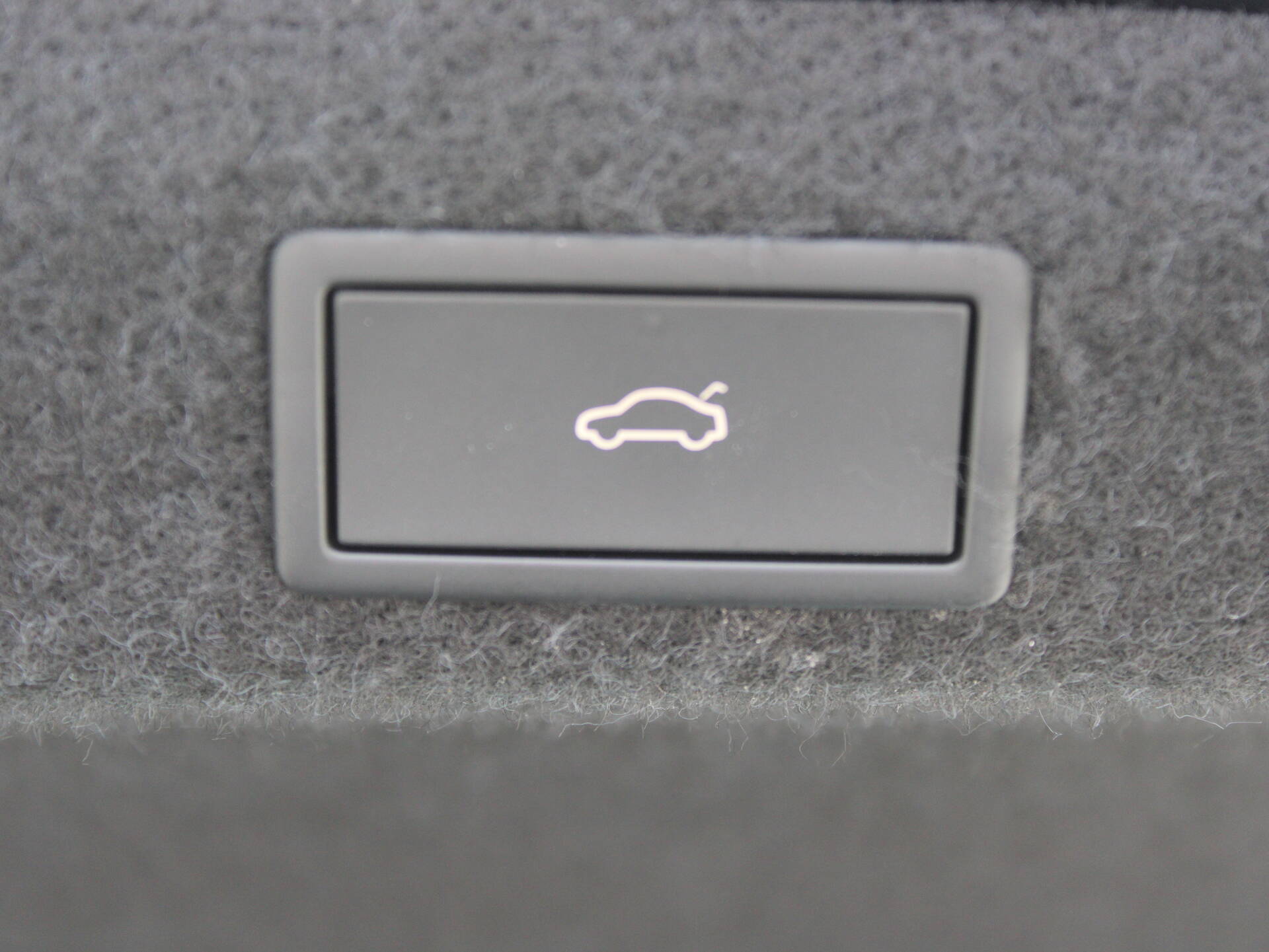 product-gallery-image