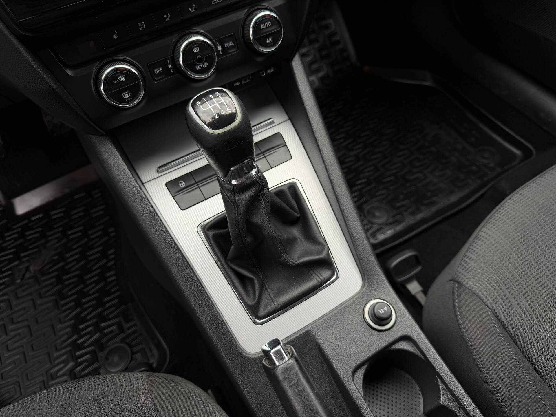 product-gallery-image