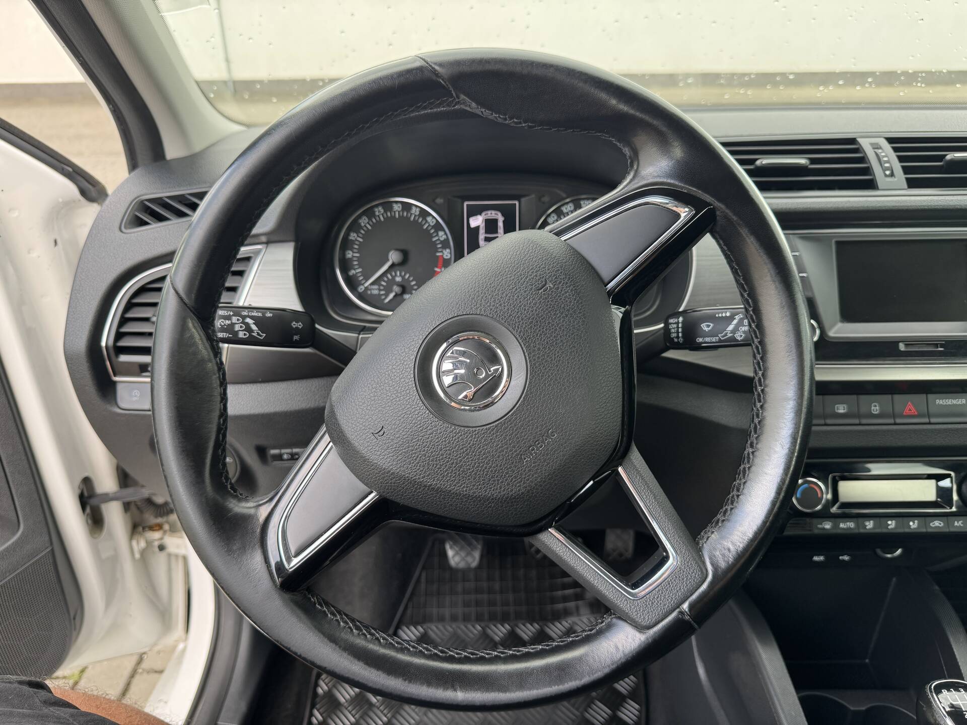 product-gallery-image