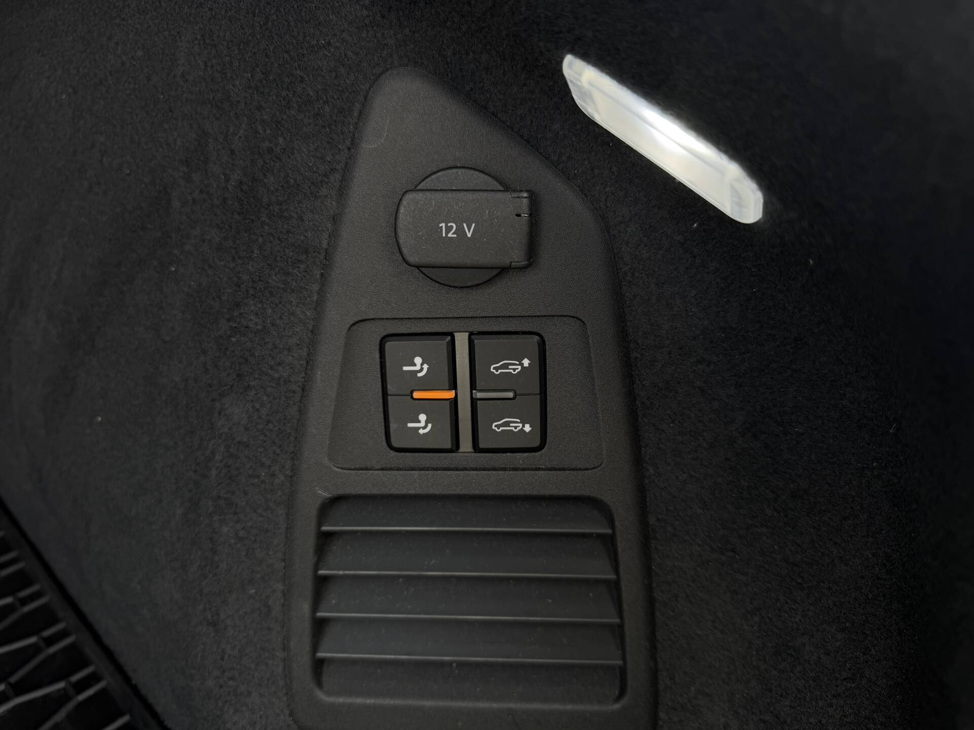 product-gallery-image