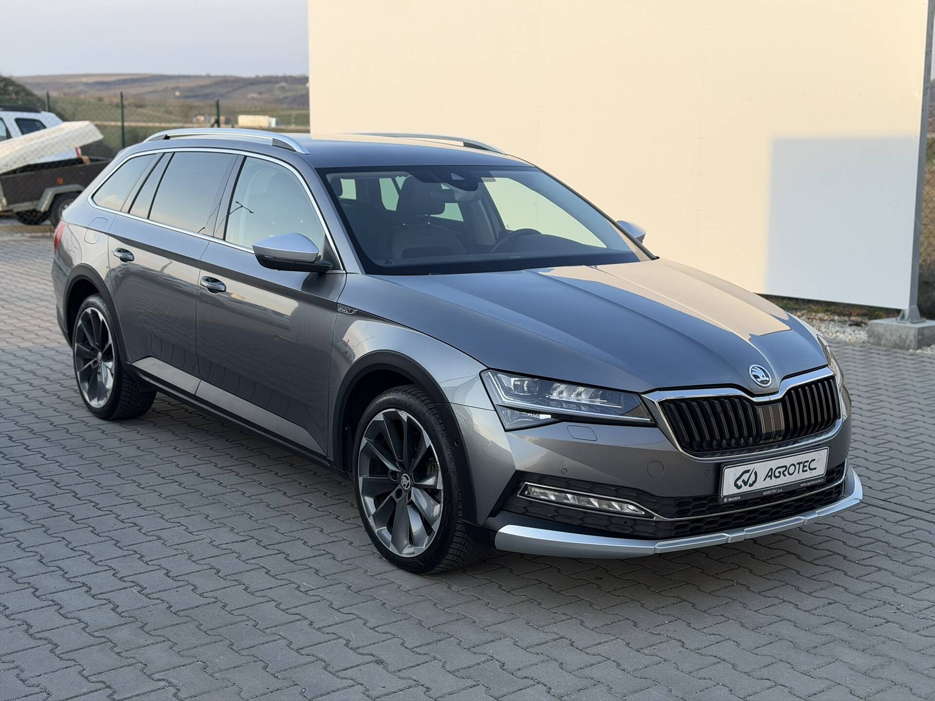 Skoda Superb 2.0 TSI 206kW Scout Combi 4x4 DSG