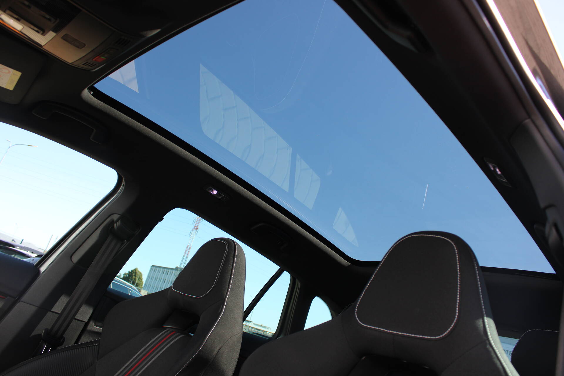 product-gallery-image