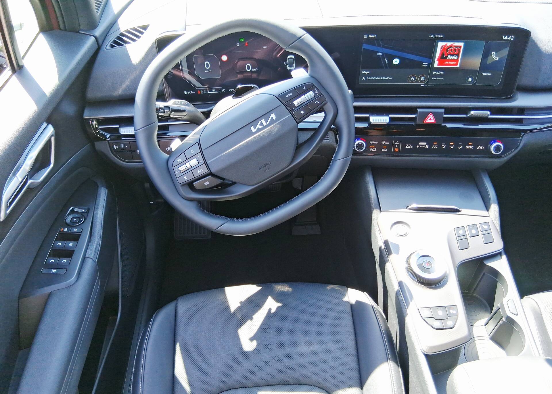 product-gallery-image