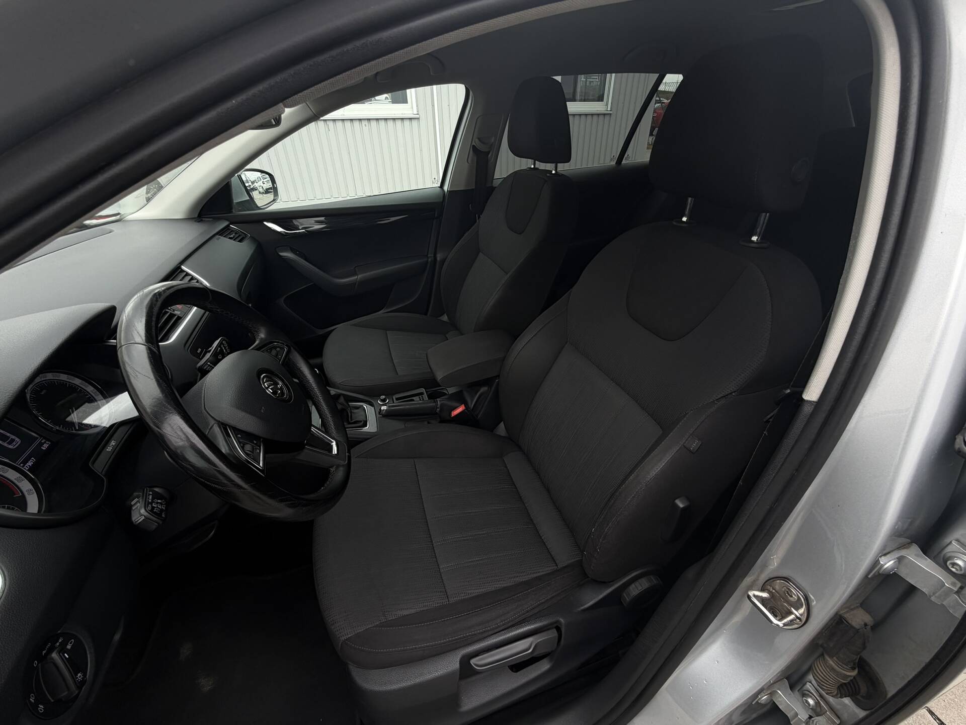 product-gallery-image