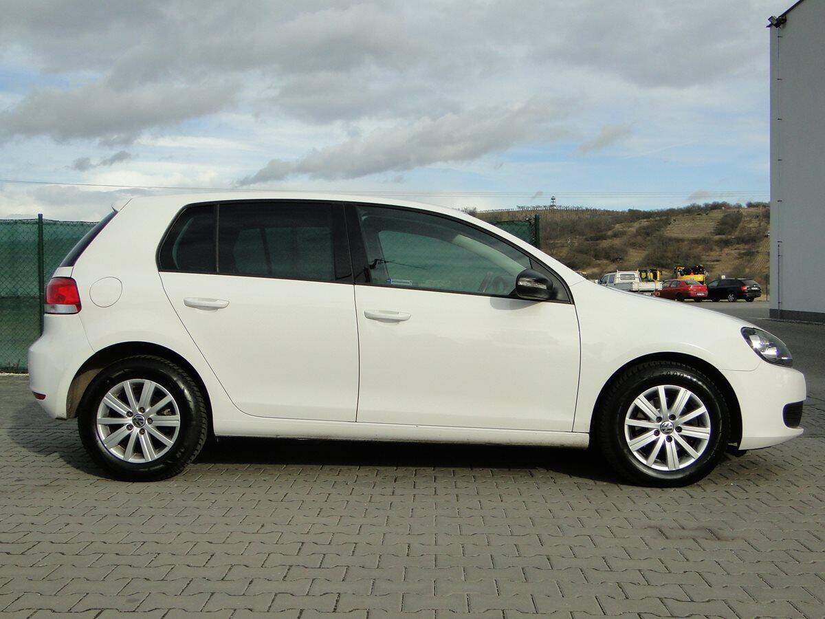 Volkswagen Golf 1.6 TDI 77kW