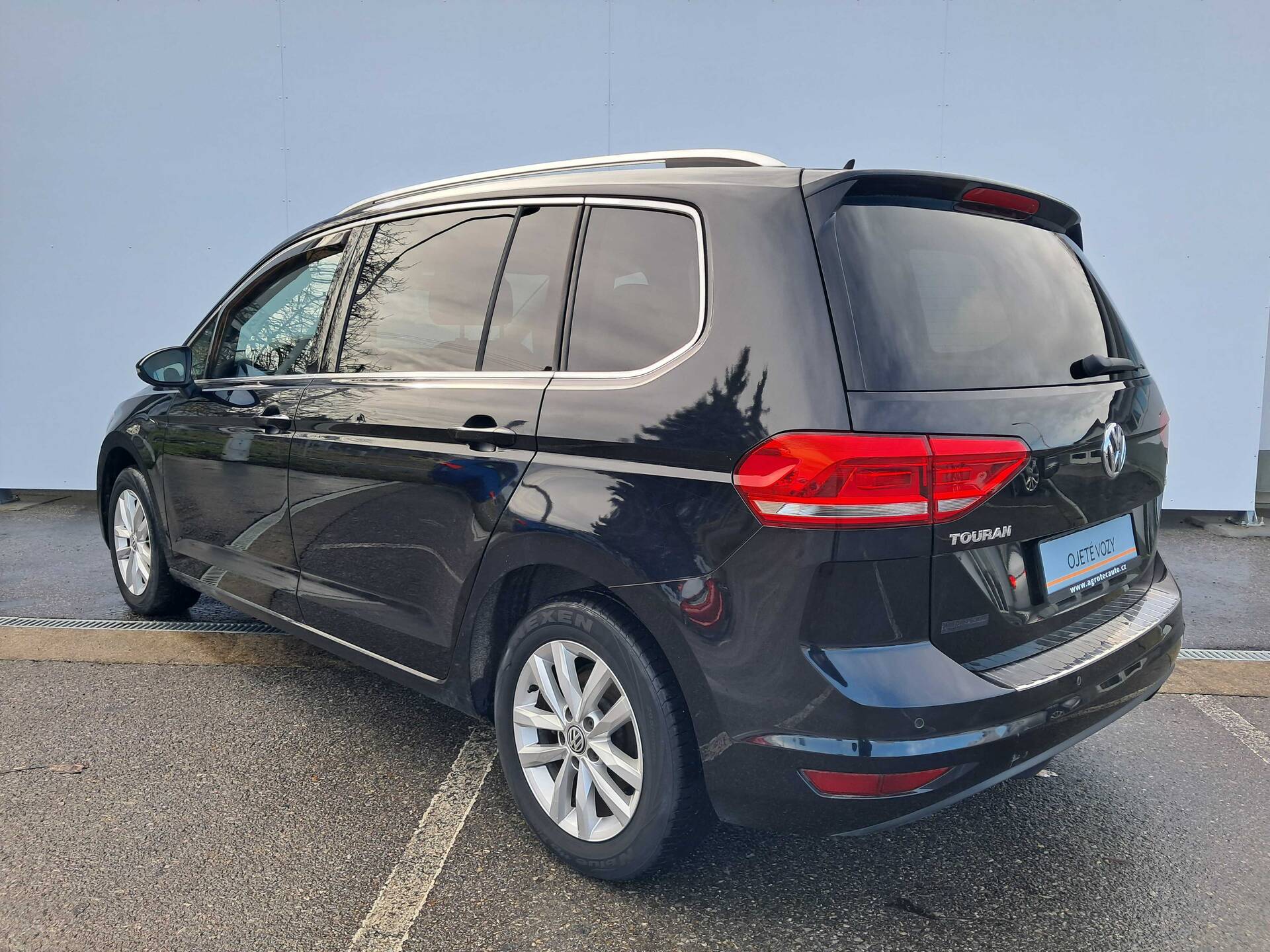 Volkswagen Touran Highline 1.6 TDI 85 kW DSG