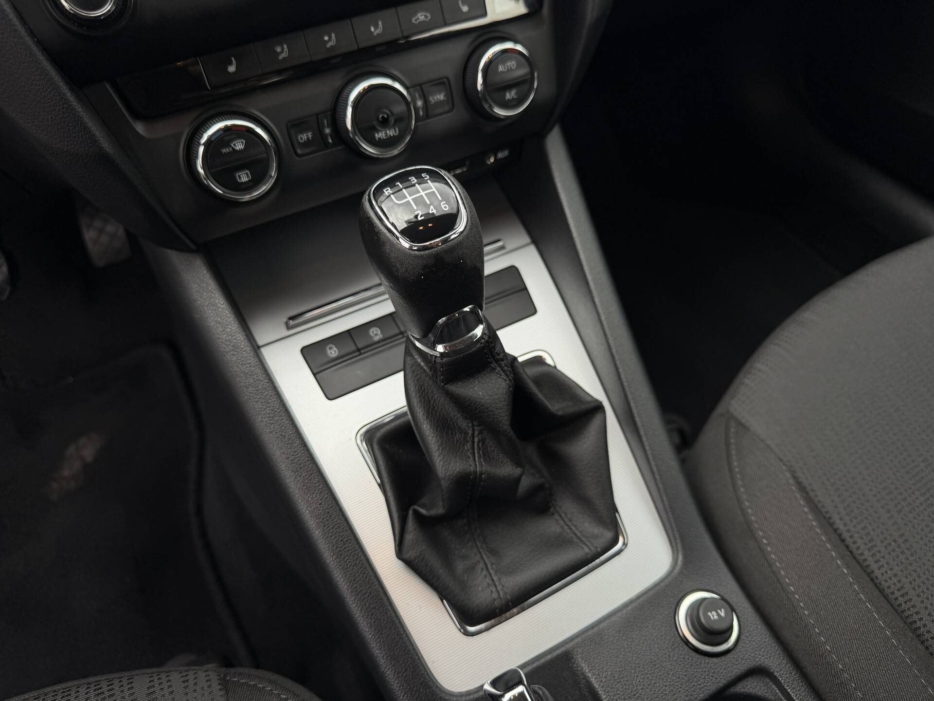 product-gallery-image