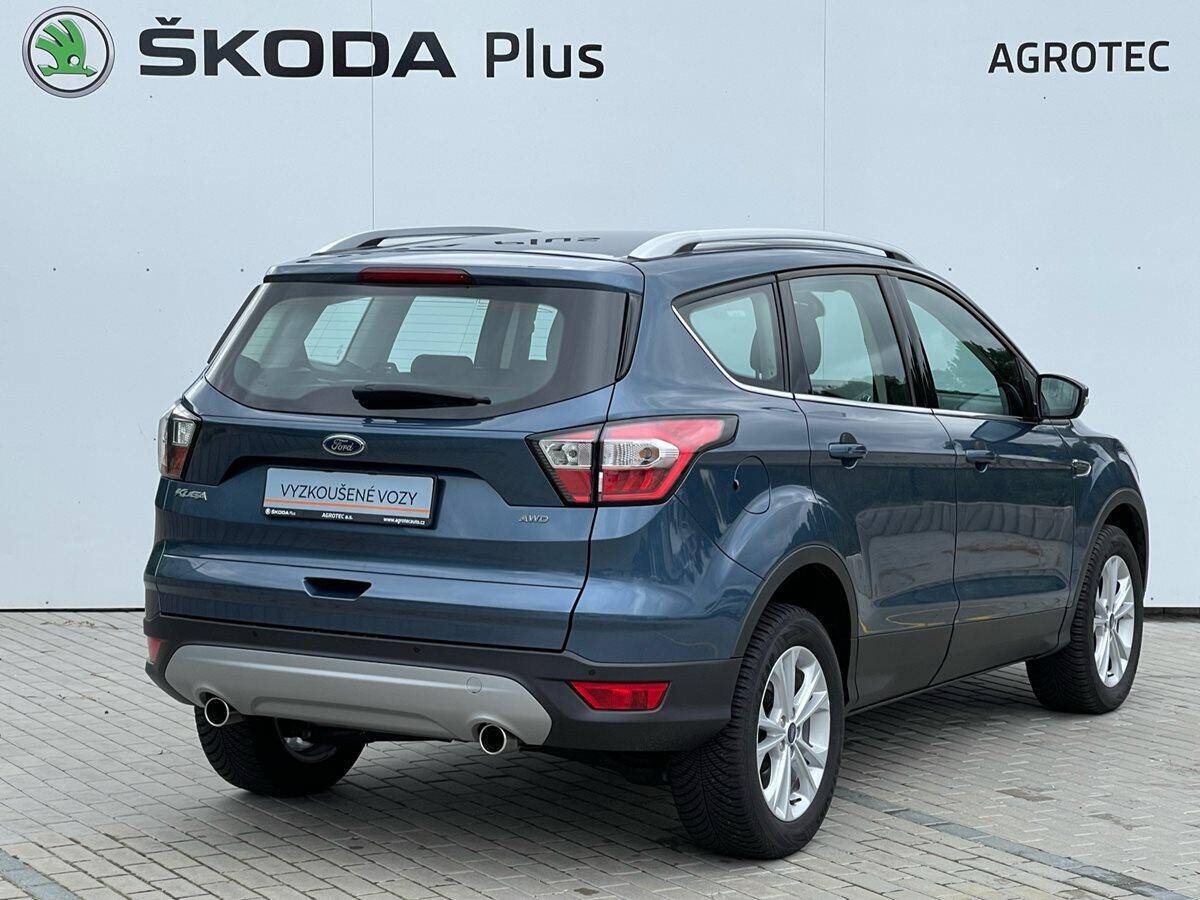 Ford Kuga 2.0 TDCi 110kW AWD Titanium