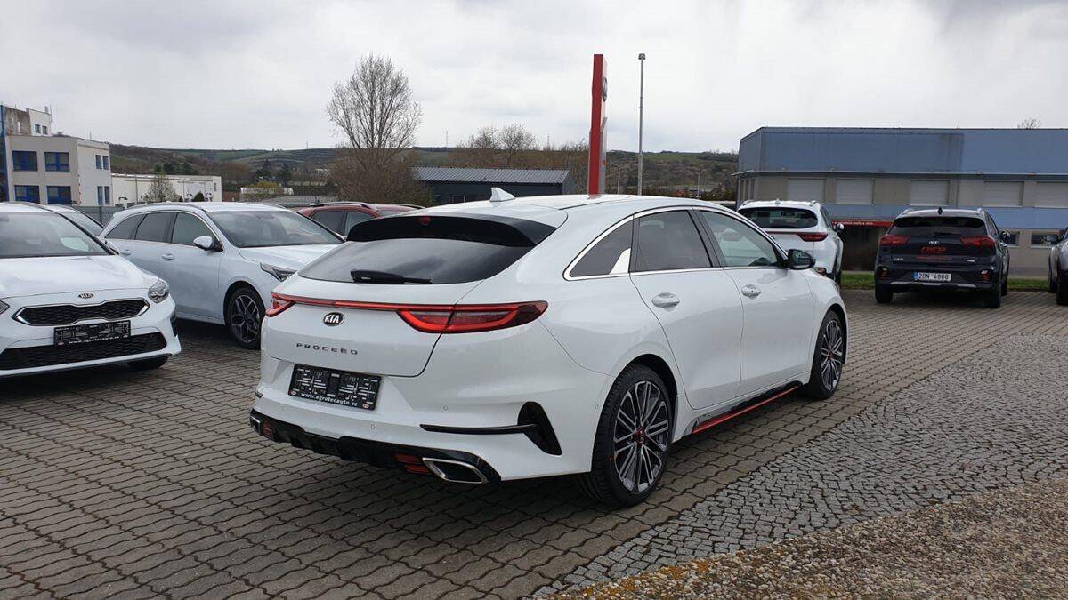 Kia ProCeed 1.6 T-GDI 150 kW GT