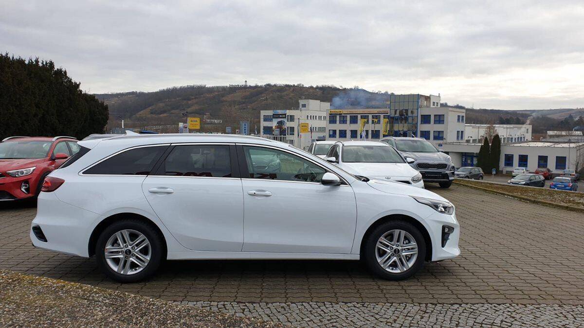 Kia Ceed SW 1.5 T-GDI 118kw TOP