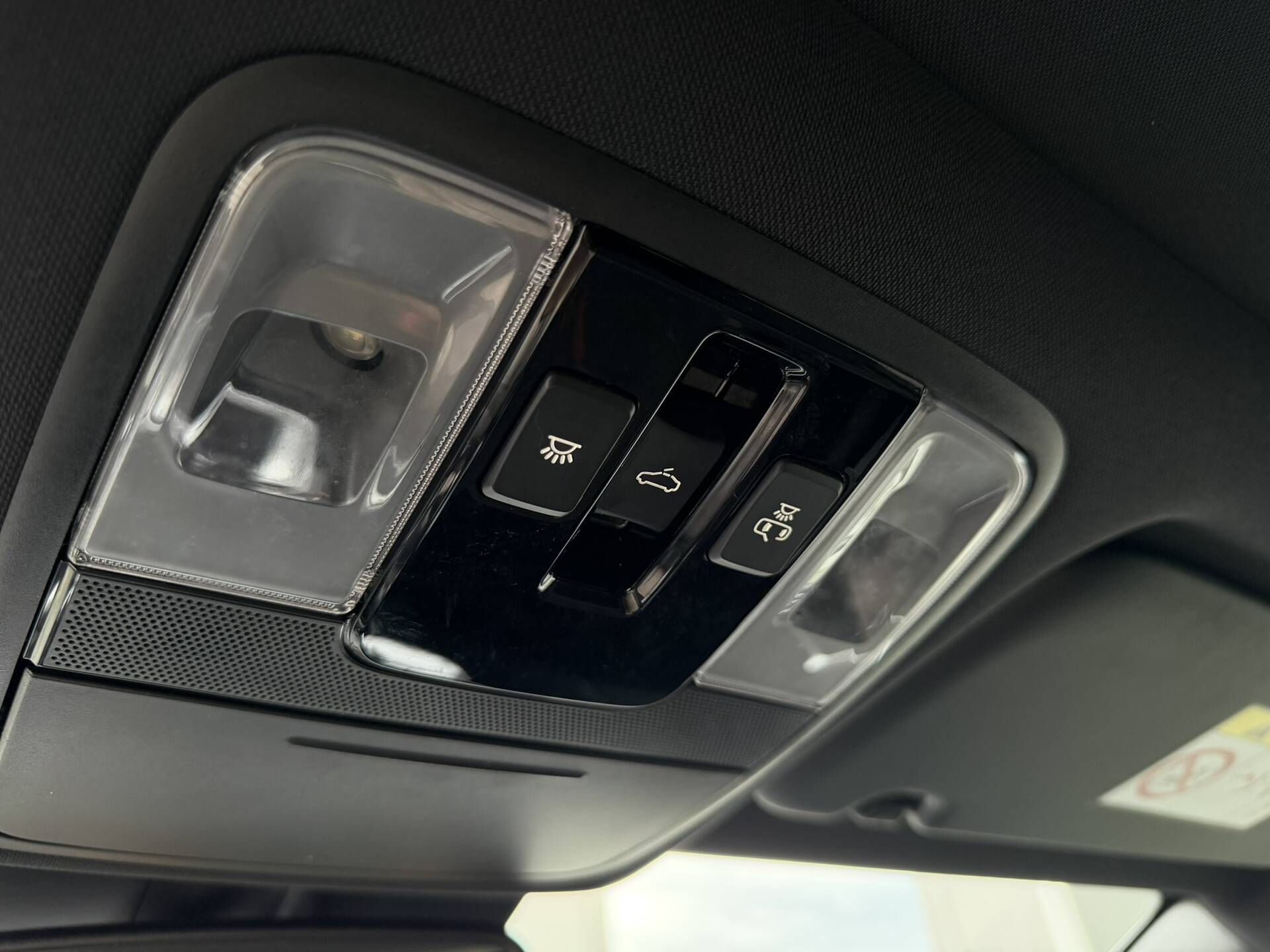 product-gallery-image