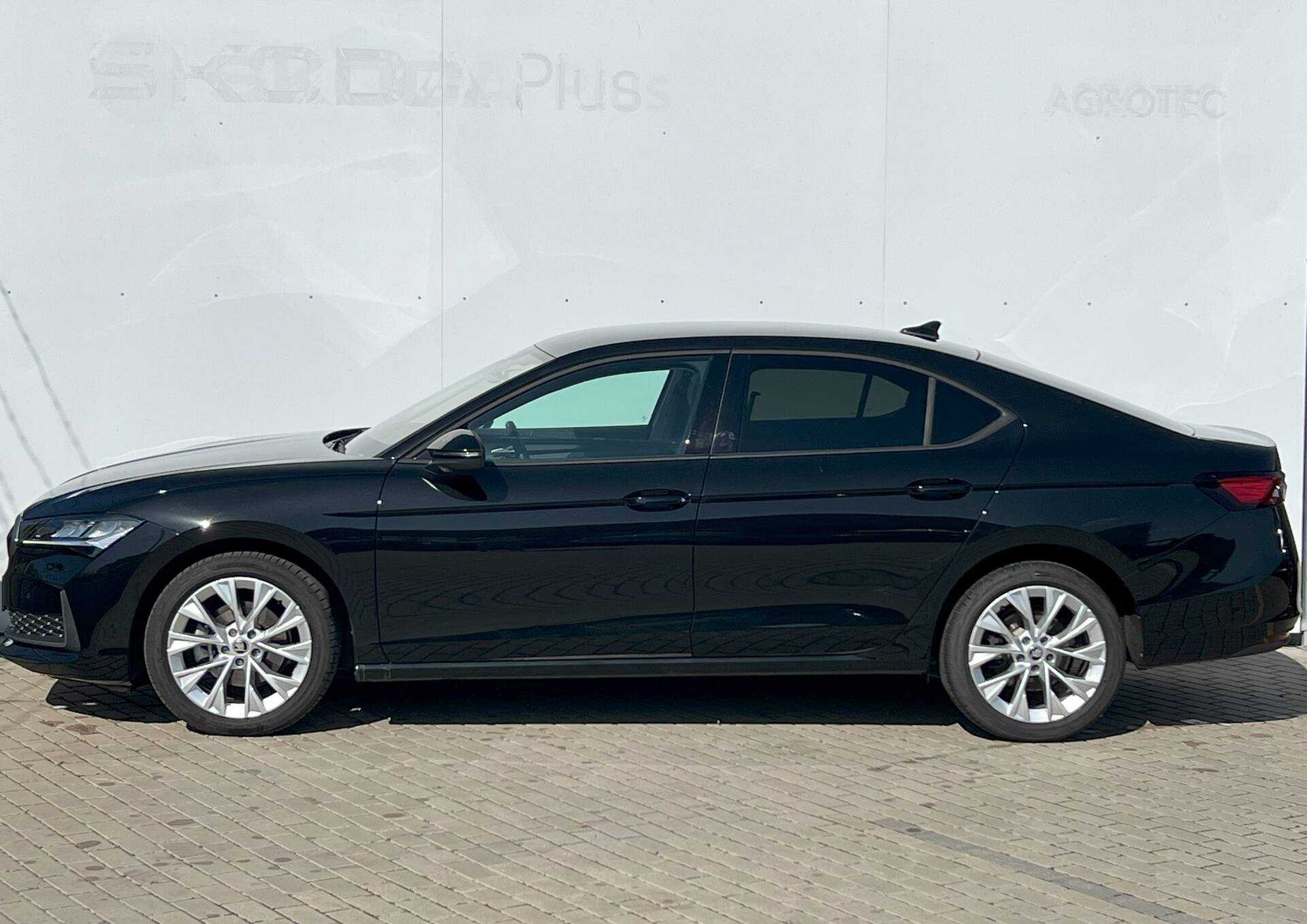 Skoda Superb 2.0 TDI 110kW Selection DSG