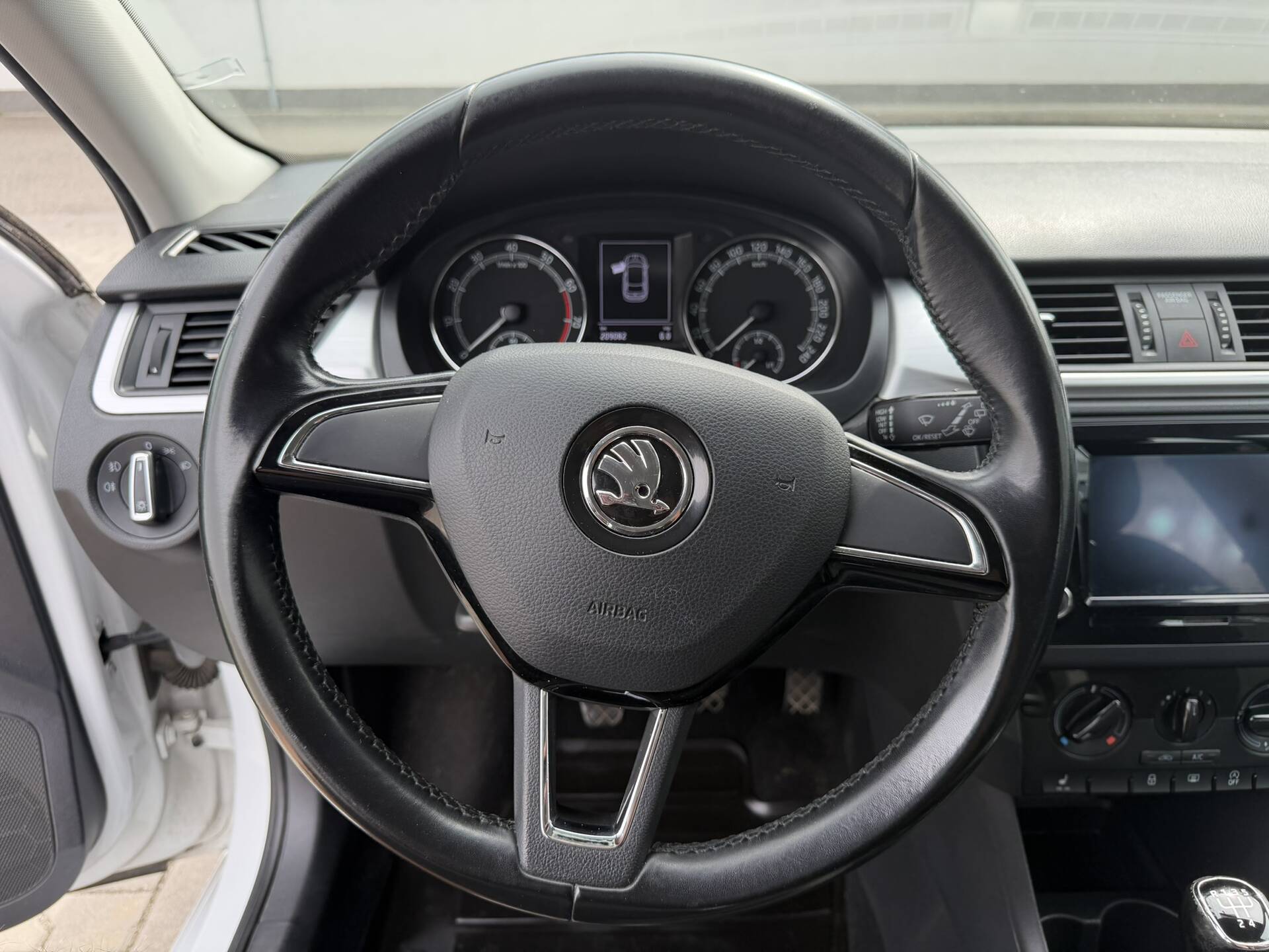 product-gallery-image
