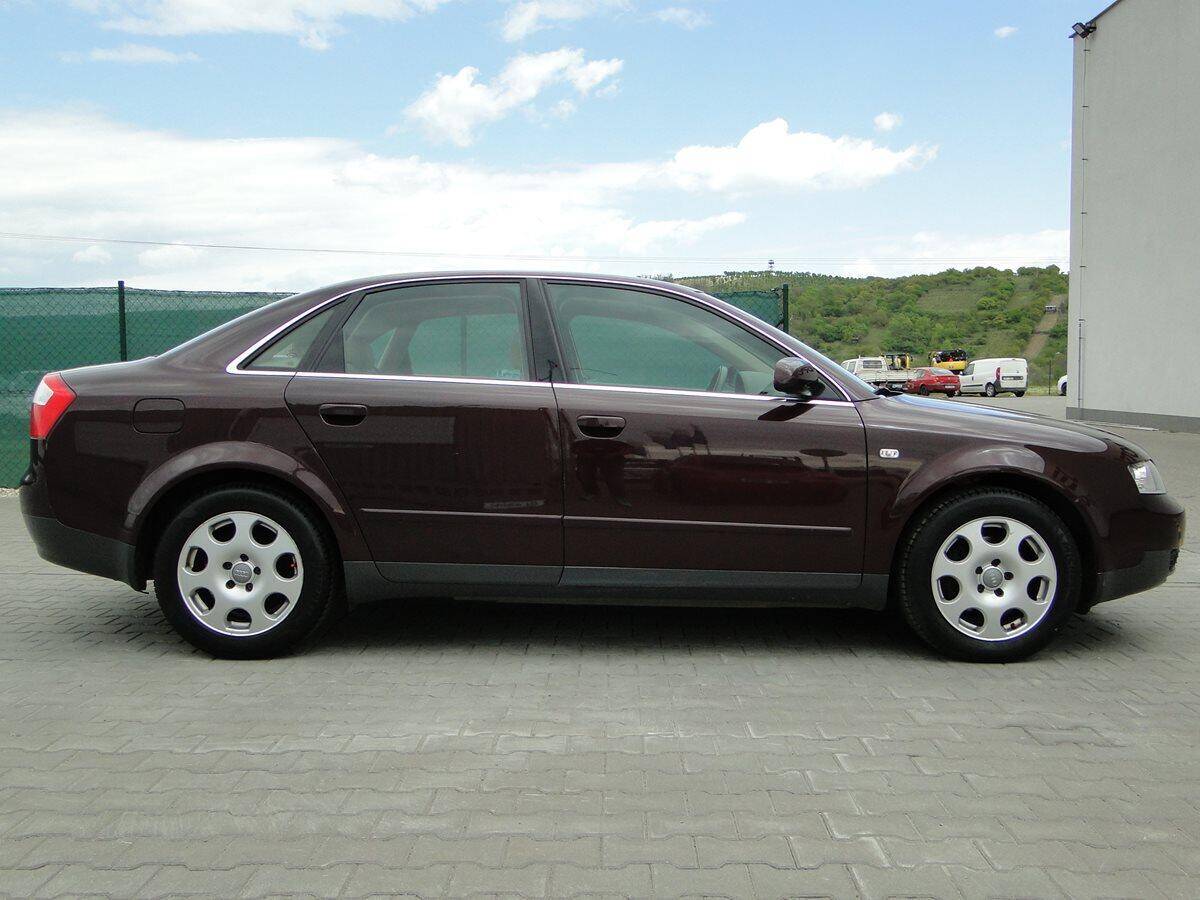 Audi A4 2.0 MULTITRONIC 