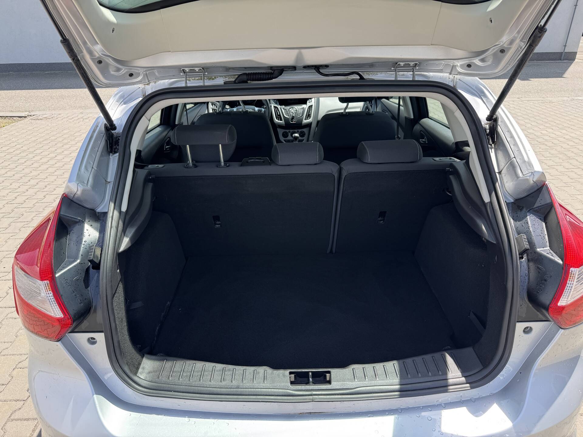 product-gallery-image