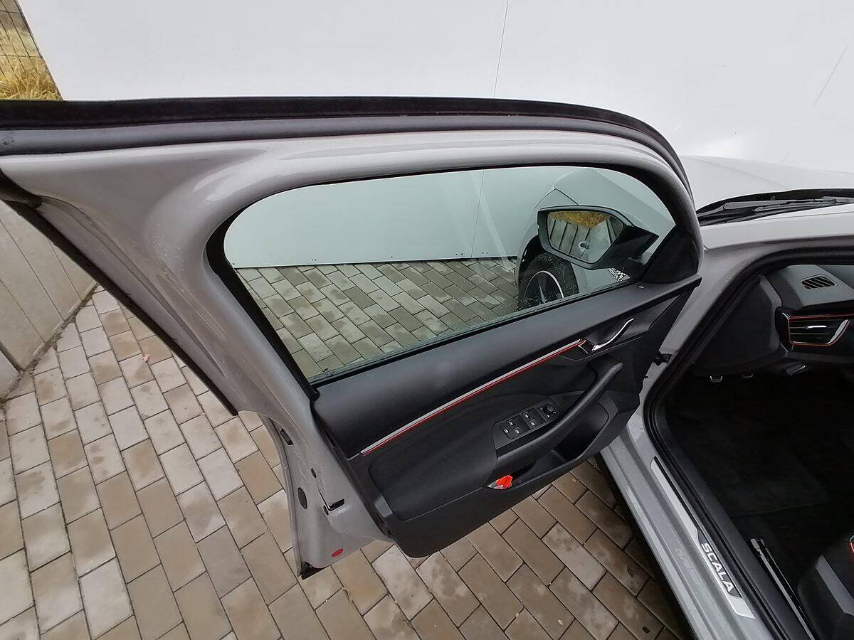 product-gallery-image