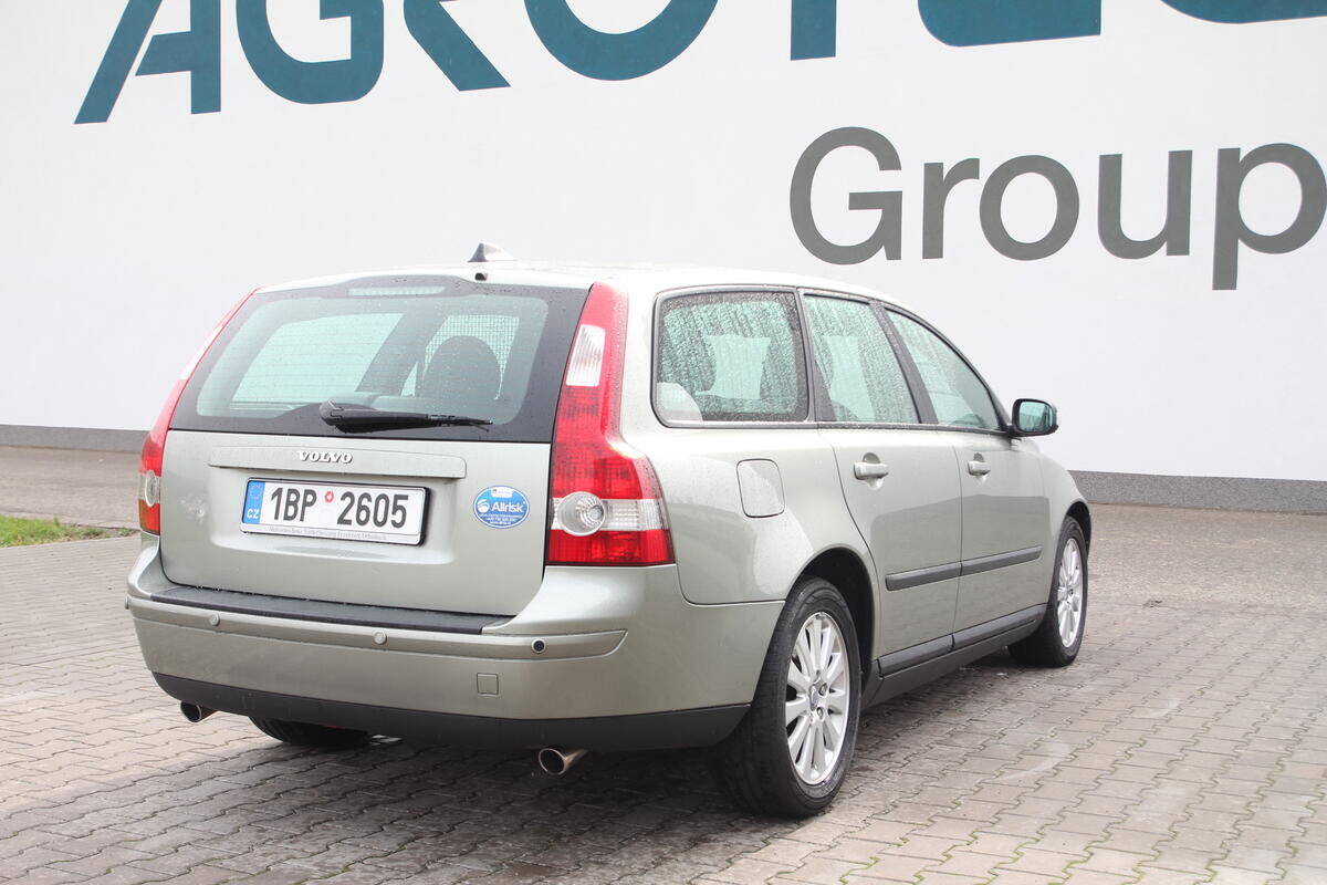 Volvo V50