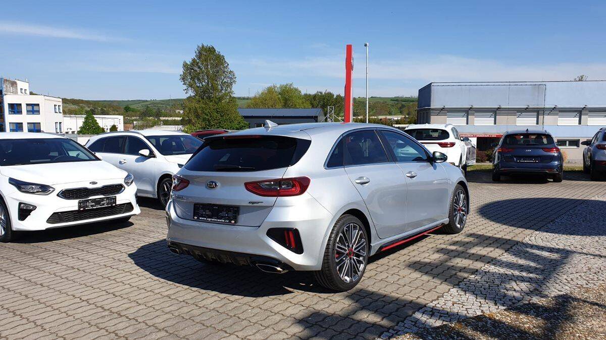 Kia Ceed 1.6 T-GDI 150 kW GT