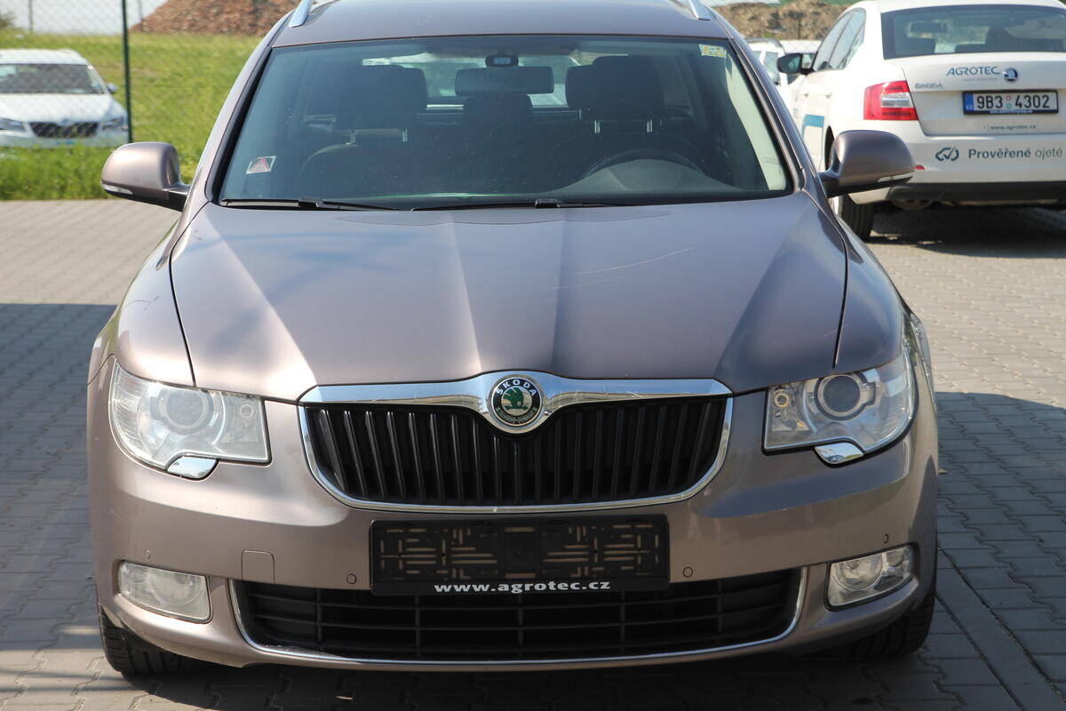 Škoda Superb