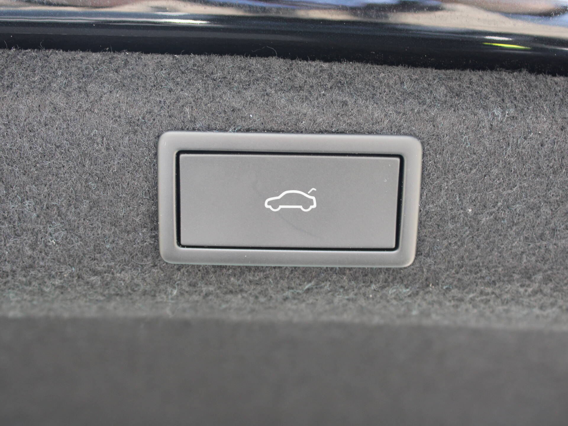 product-gallery-image