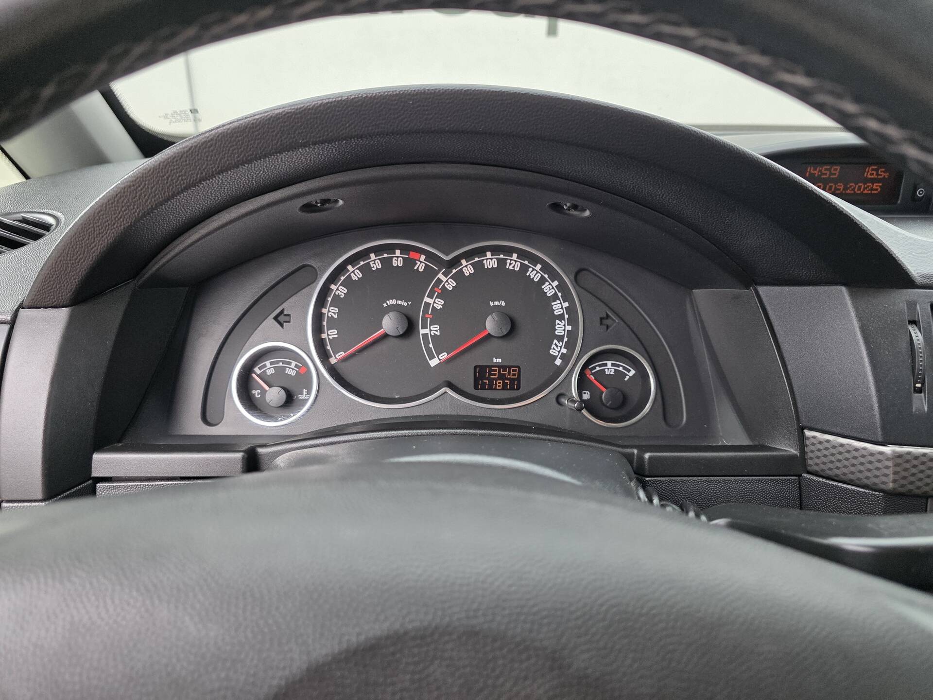 product-gallery-image