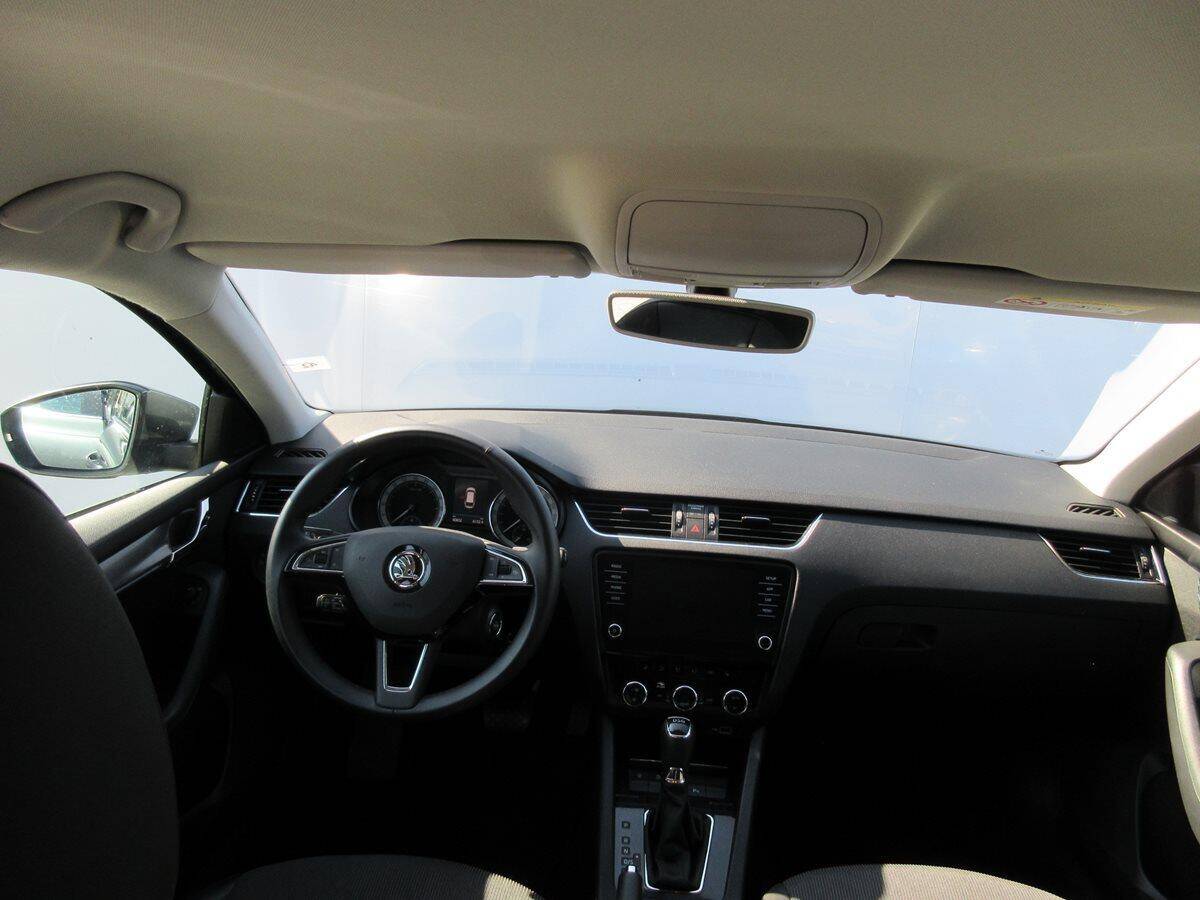 Škoda Octavia Combi DSG 2,0 TDI / 110 kW Sty