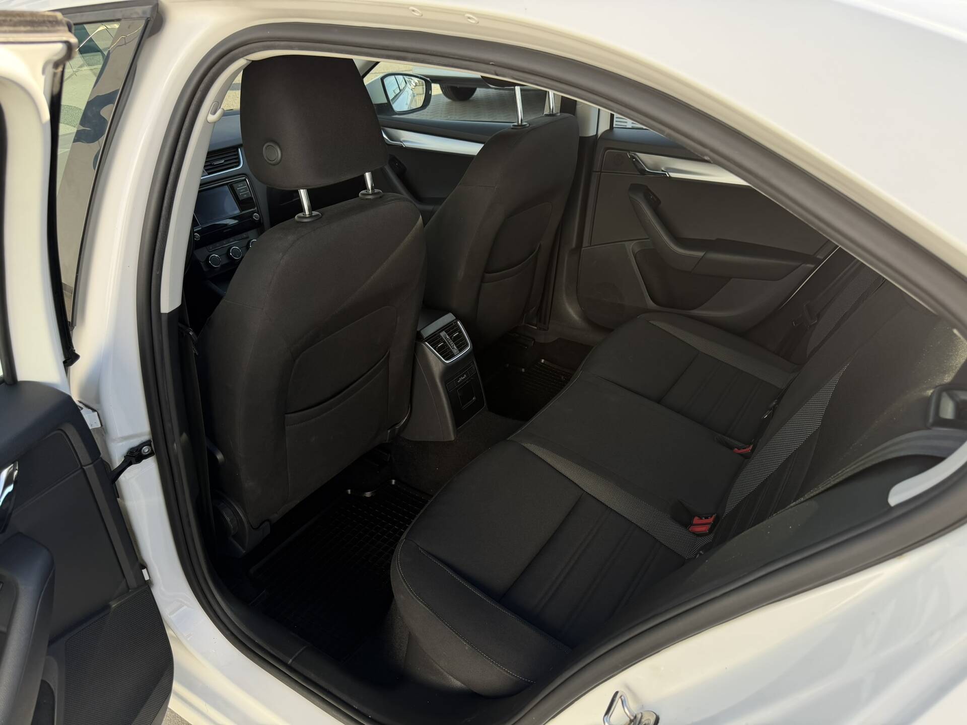 product-gallery-image