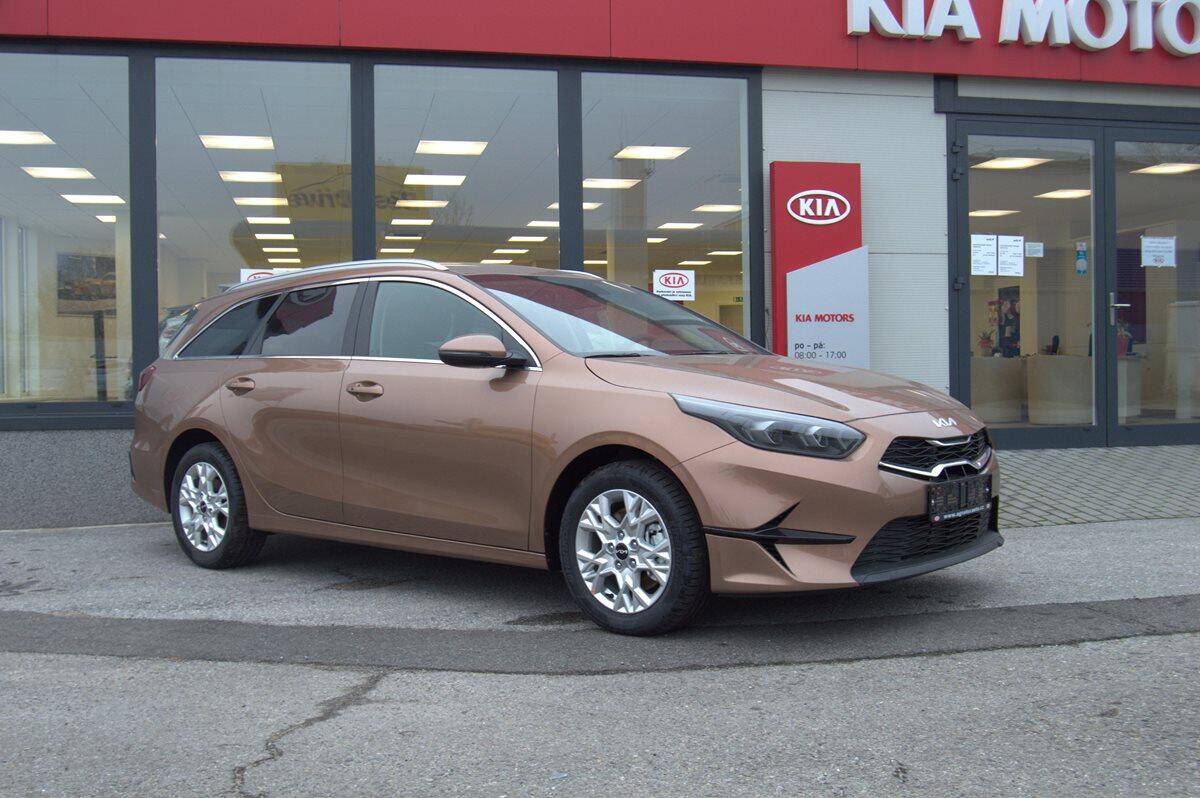 Kia Ceed SW 1.5 T-GDI 118kw TOP