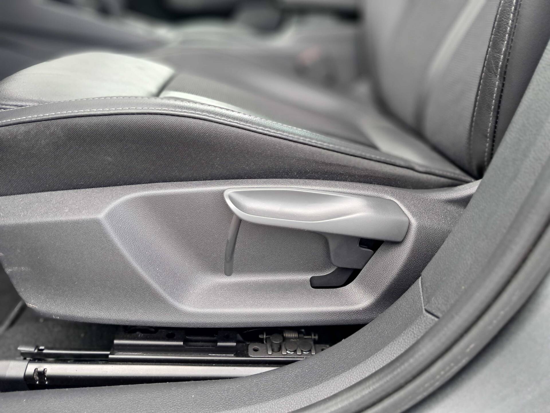 product-gallery-image