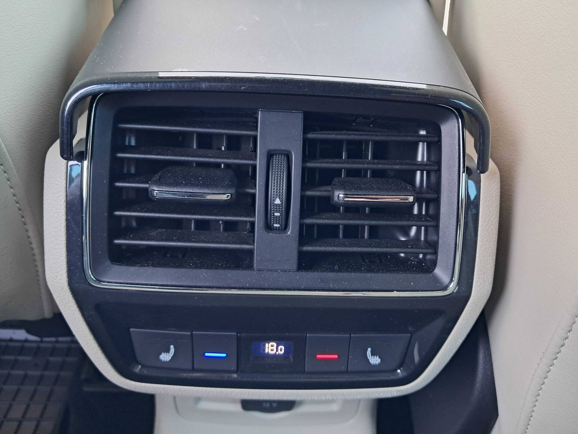 product-gallery-image