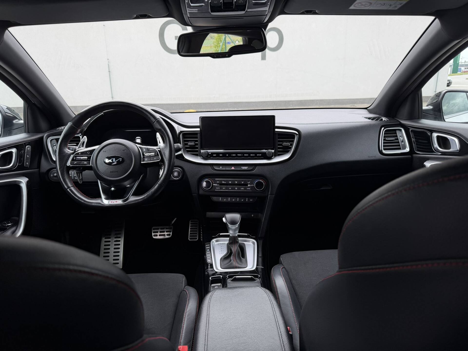 product-gallery-image