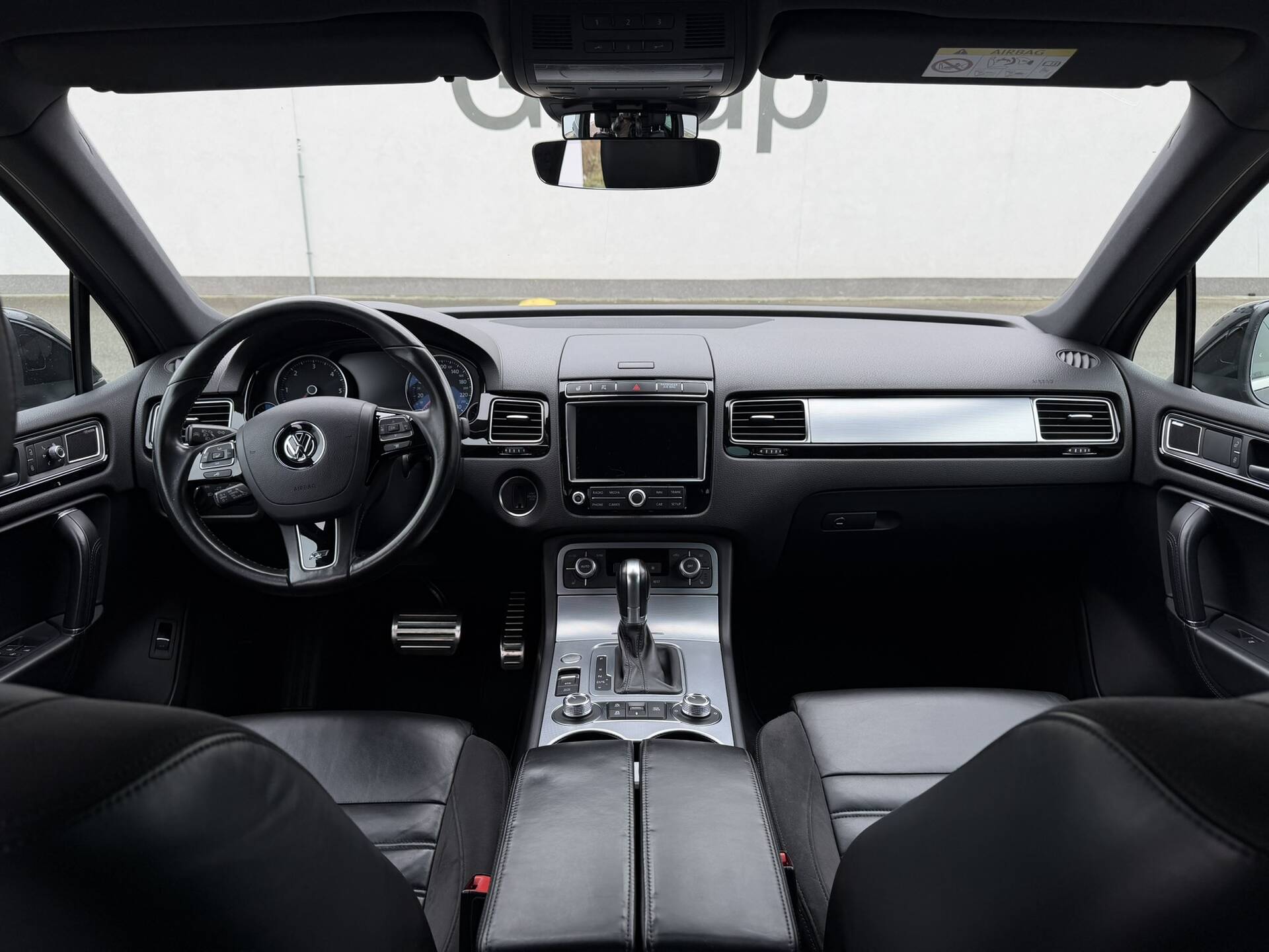 product-gallery-image