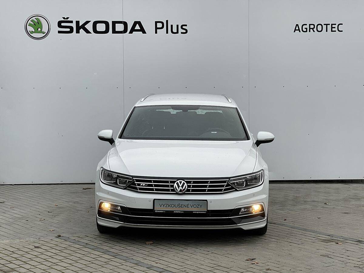 Volkswagen Passat R-Line DSG 2,0TDI 110kW