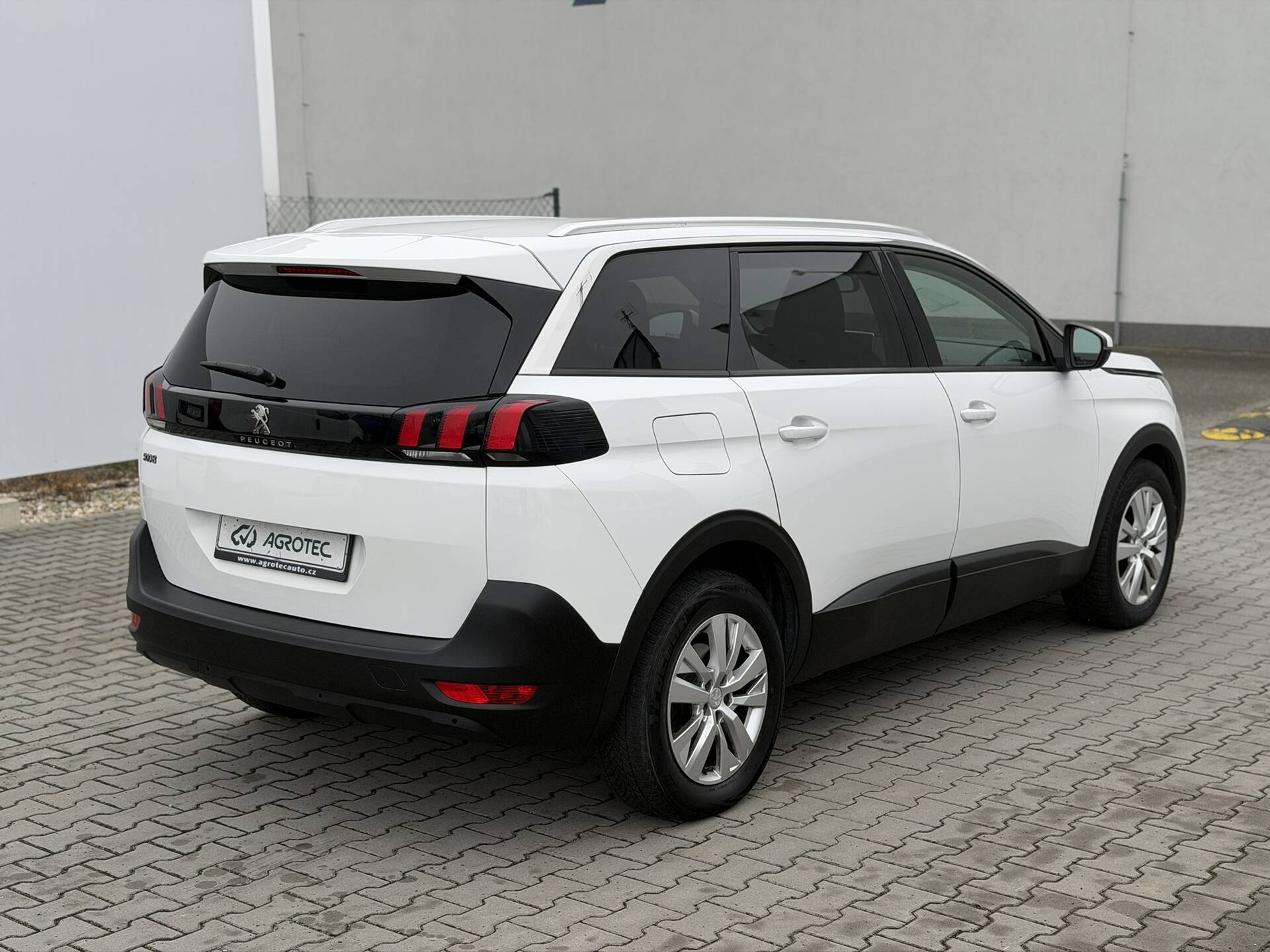 product-gallery-image