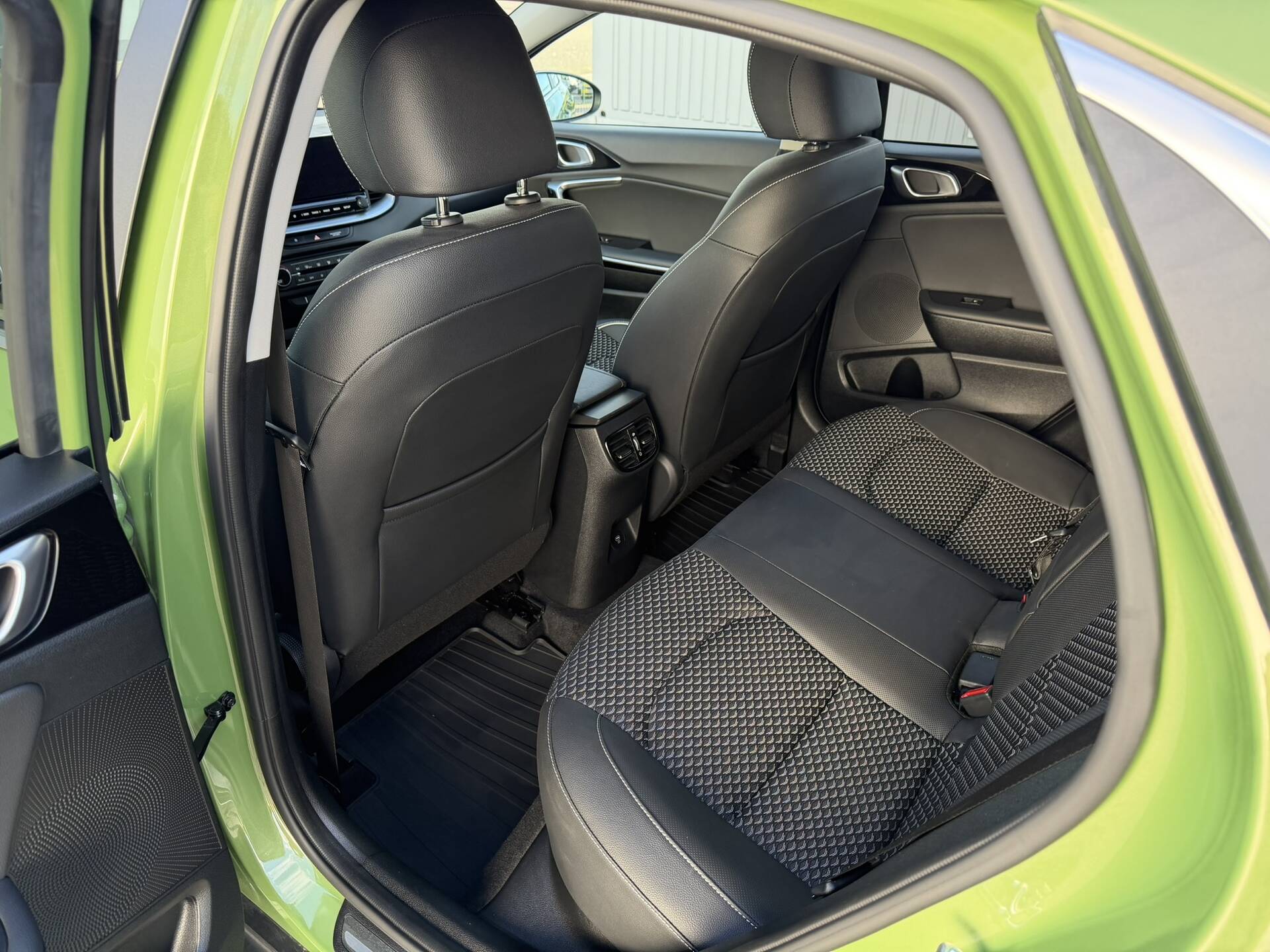 product-gallery-image