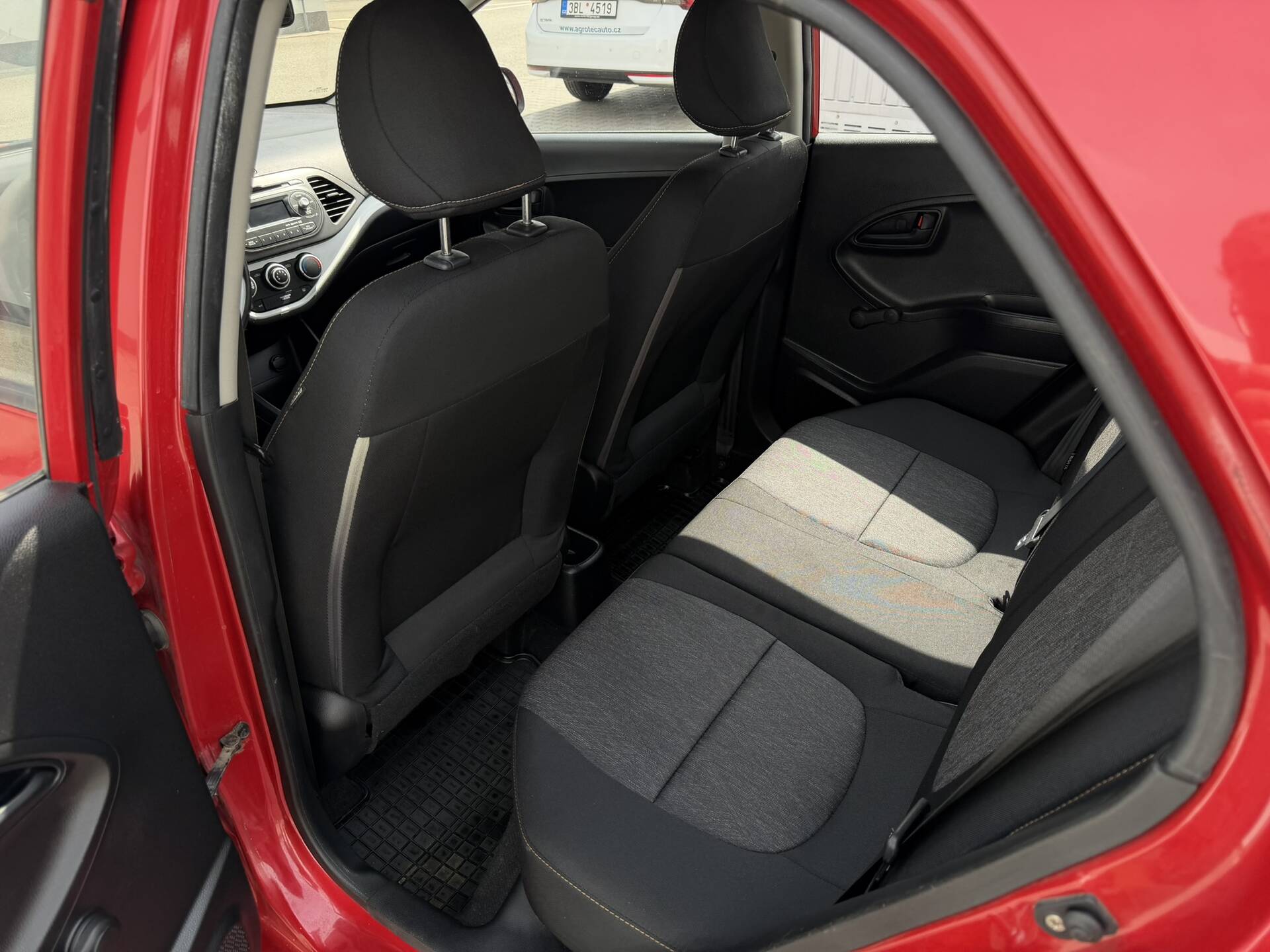 product-gallery-image
