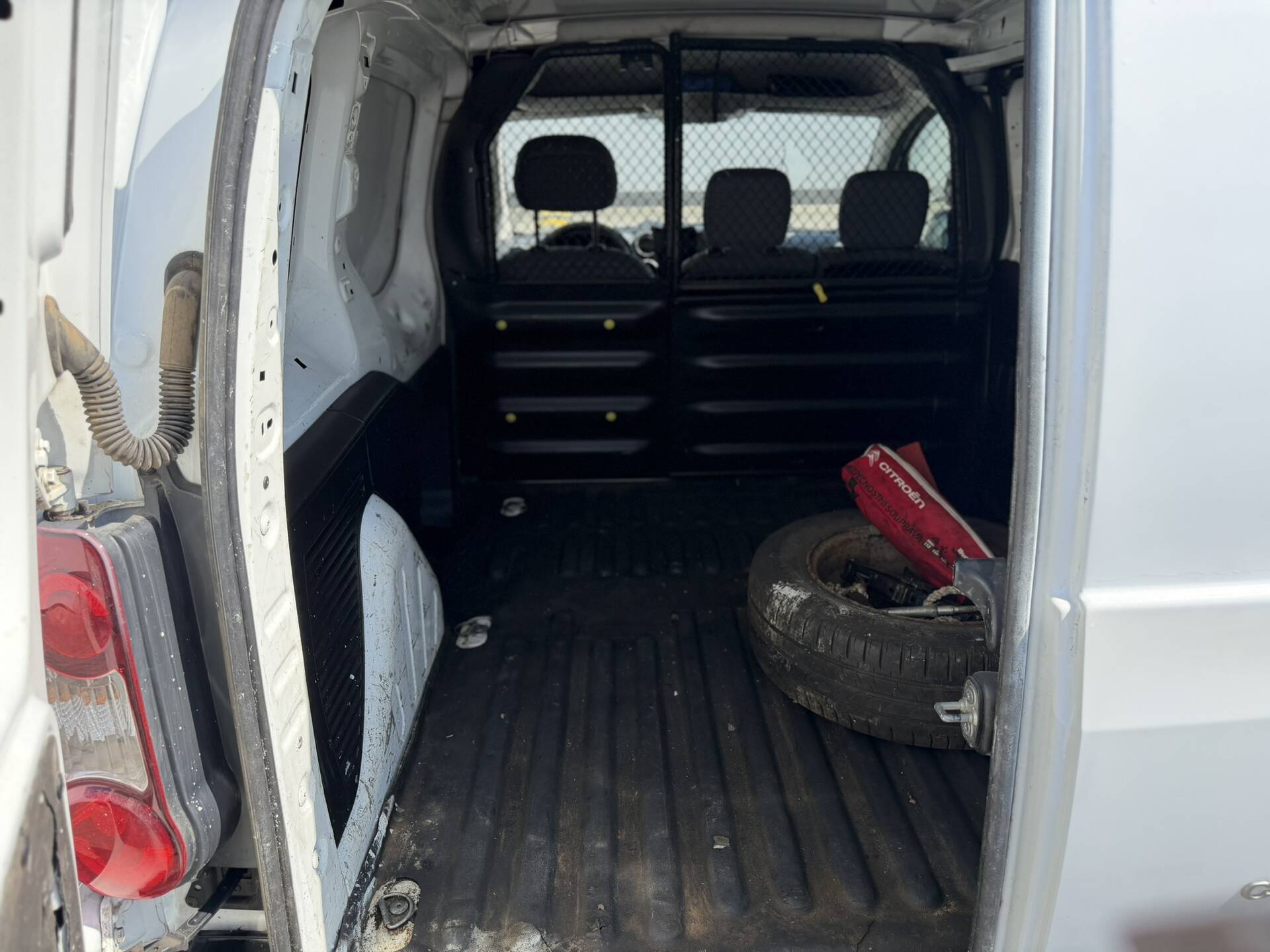 product-gallery-image