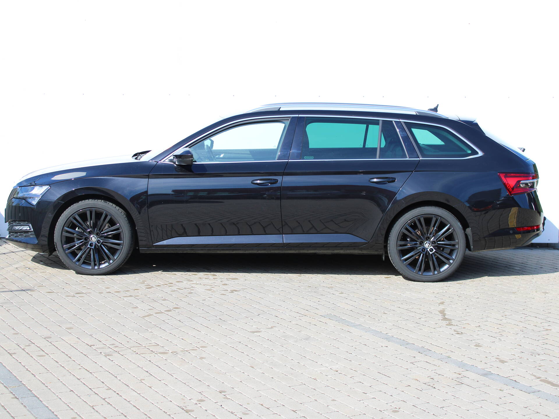 Skoda Superb Combi 2.0 TDI 110kW Style Combi DSG