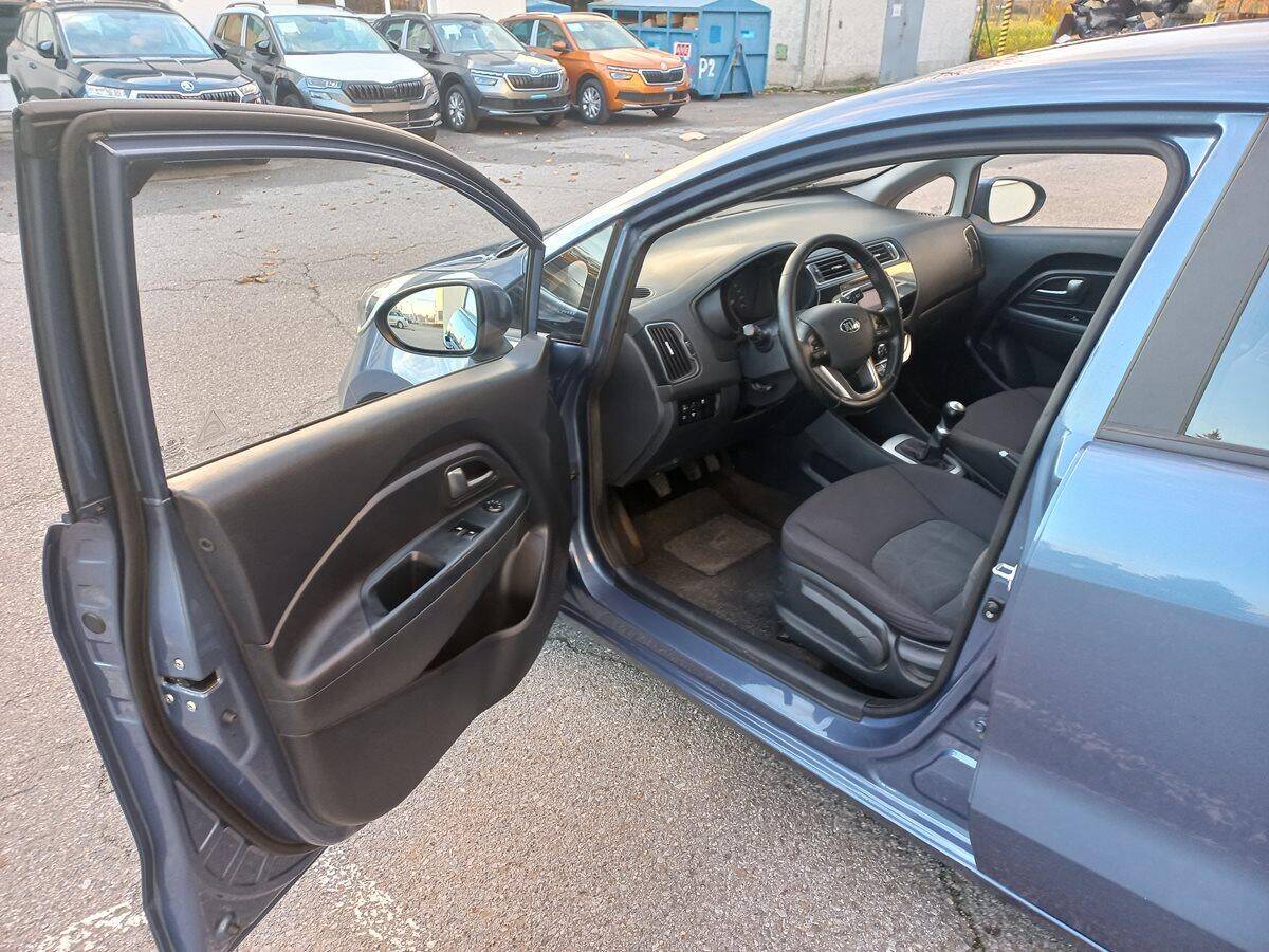 product-gallery-image