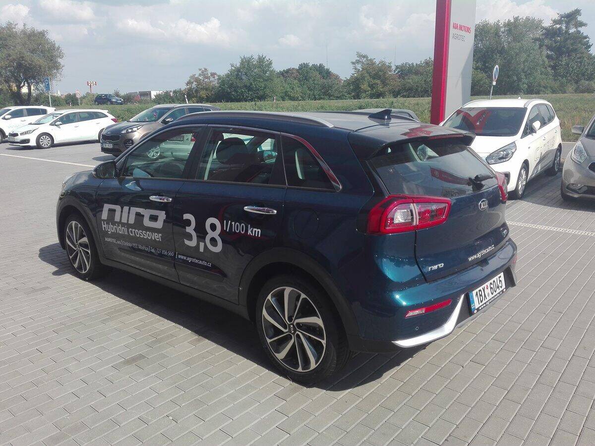 Kia Niro 1.6 GDI HEV 104 kW  Exclusive