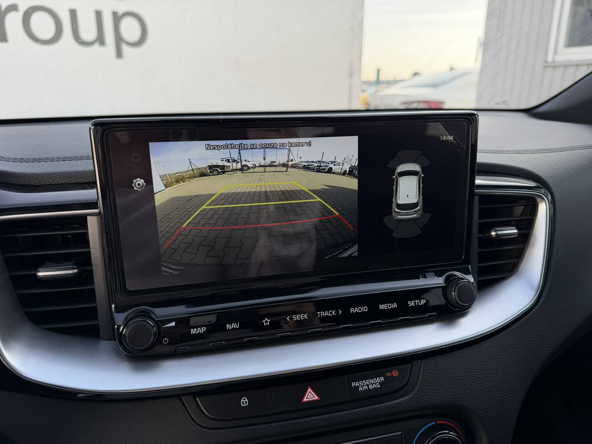 product-gallery-image