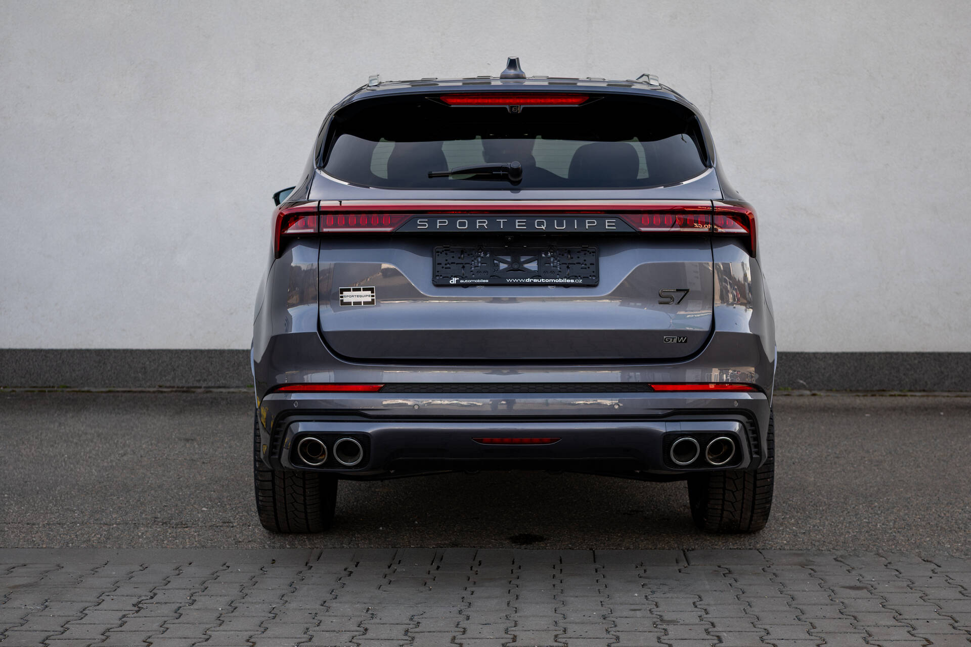 product-gallery-image