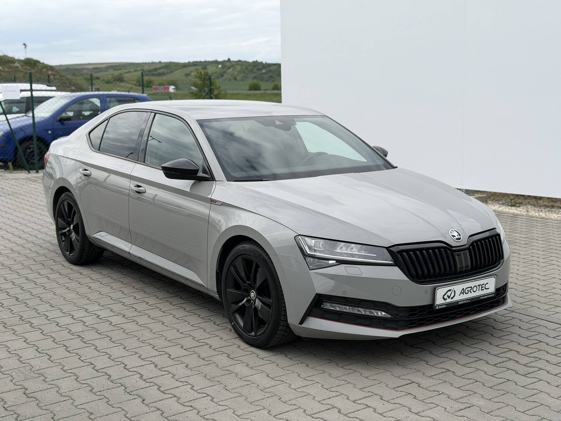 Skoda Superb 2.0 TDI 140kW SportLine 4x4 DSG