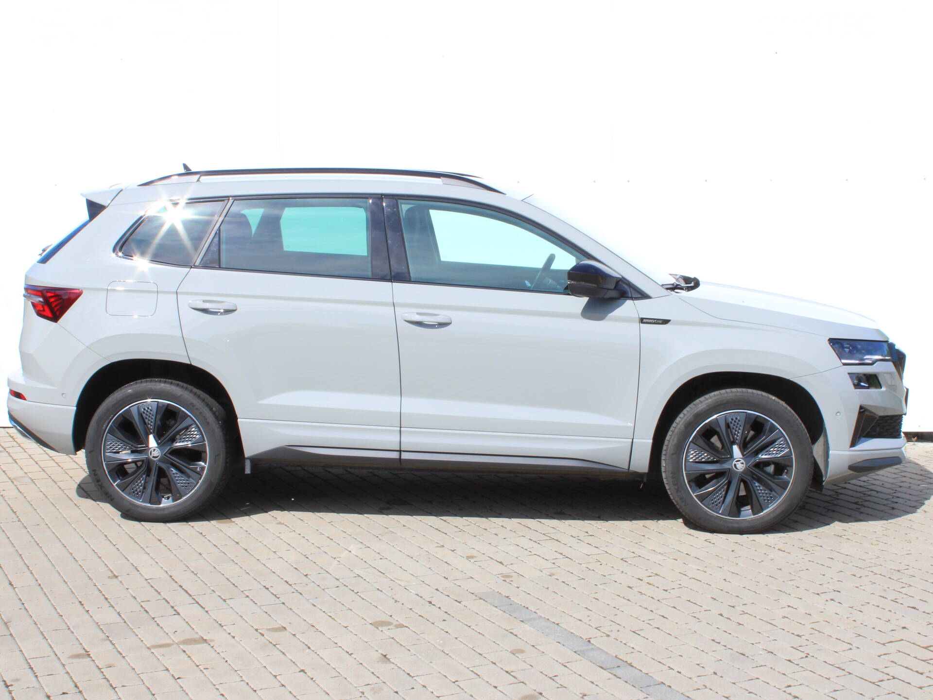 product-gallery-image