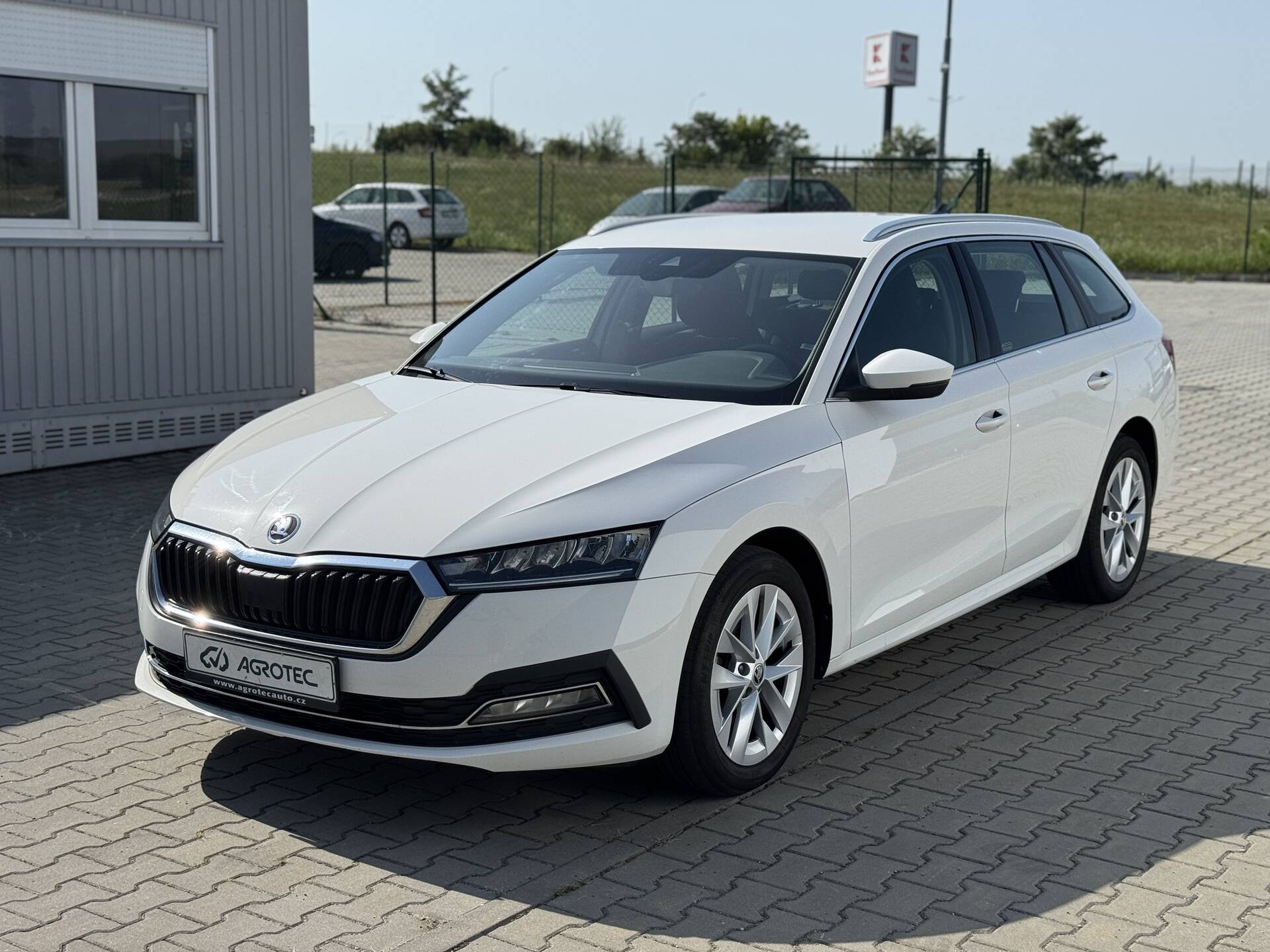 Skoda Octavia 2.0 TDI 85kW Style DSG Combi