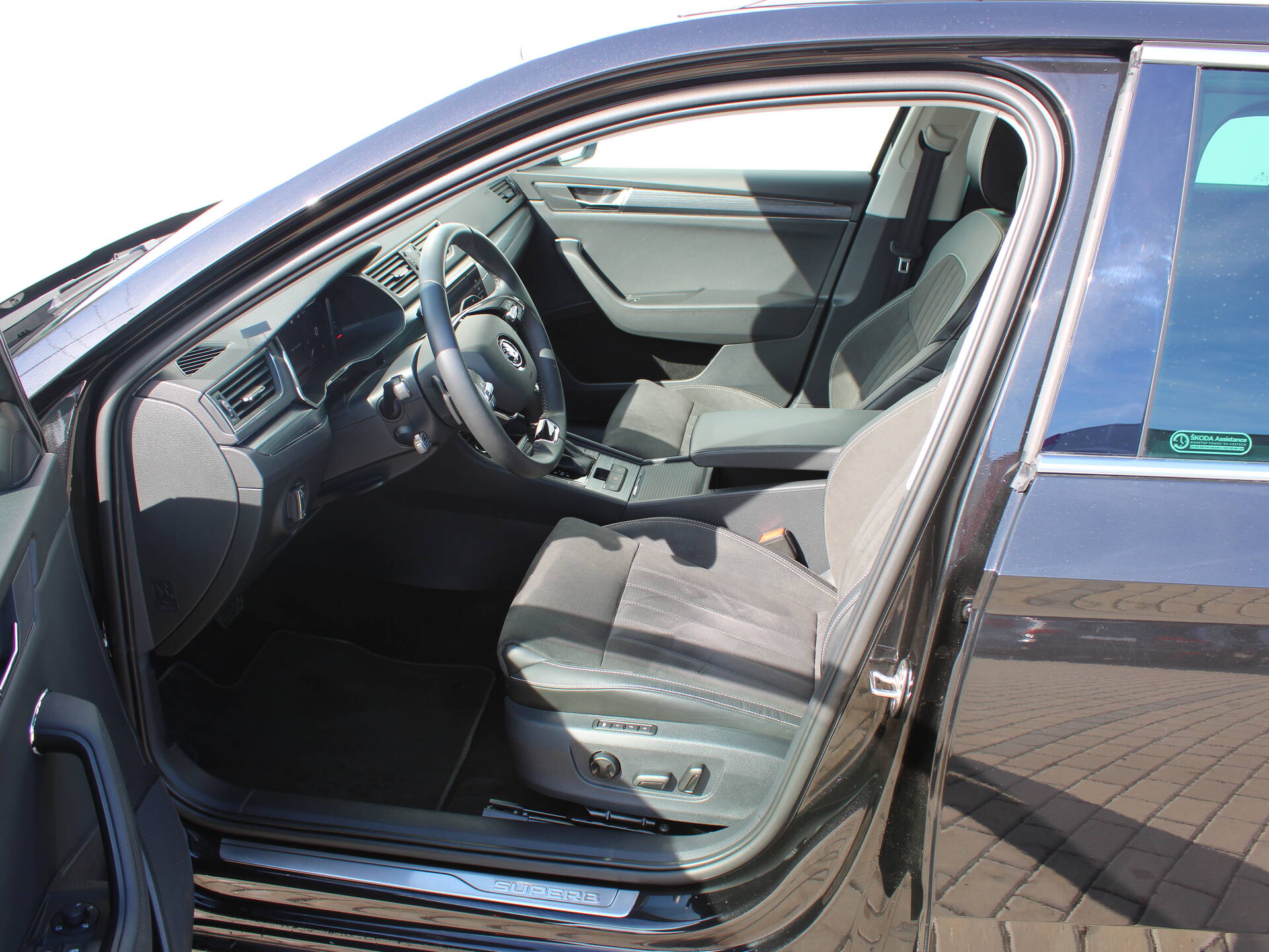 product-gallery-image